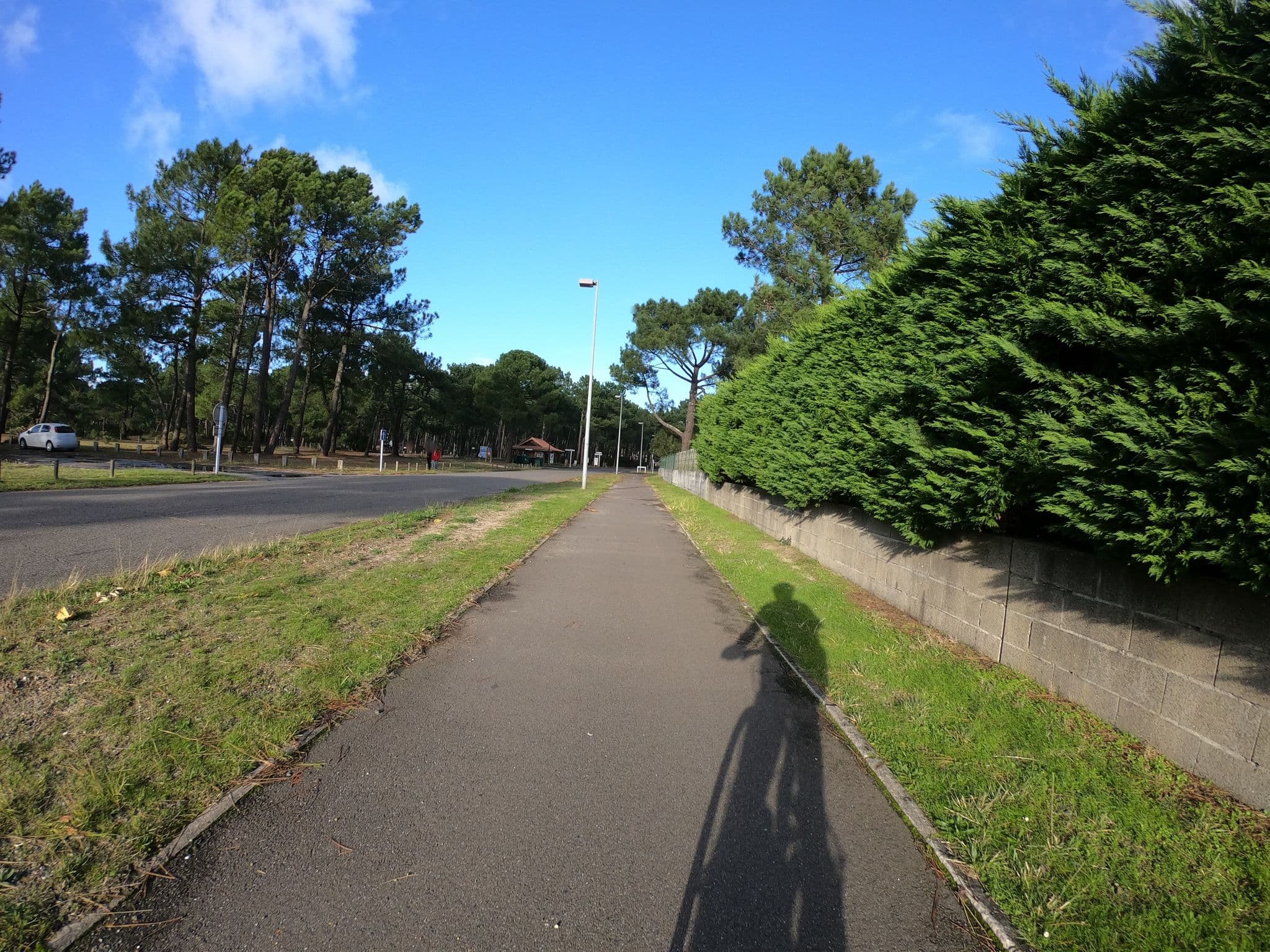 Street view near Camping du Vivier aux Carpes, Biscarrosse — © gitouche (CC BY-SA · Mapillary)
