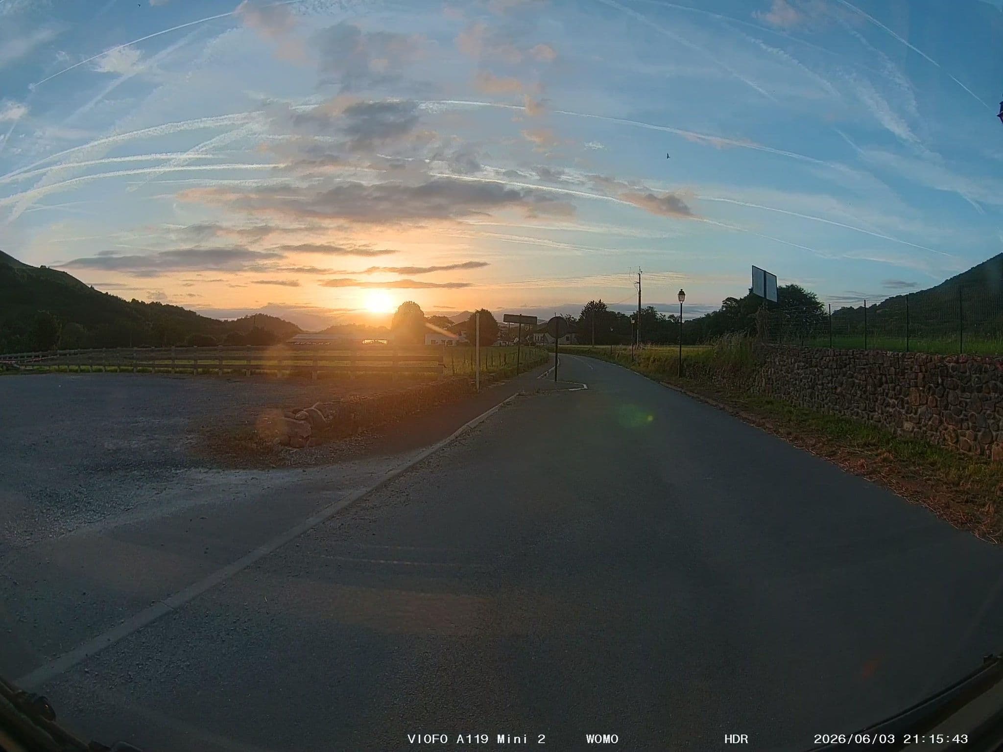 Street view near Hôtel du Fronton, Saint-Jean-Pied-de-Port — © soulcover (CC BY-SA · Mapillary)