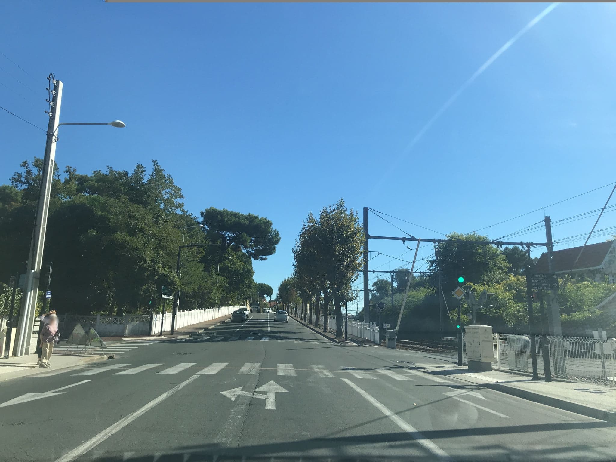 Street view near Villa Madelon, Arcachon — © pgiraud (CC BY-SA · Mapillary)