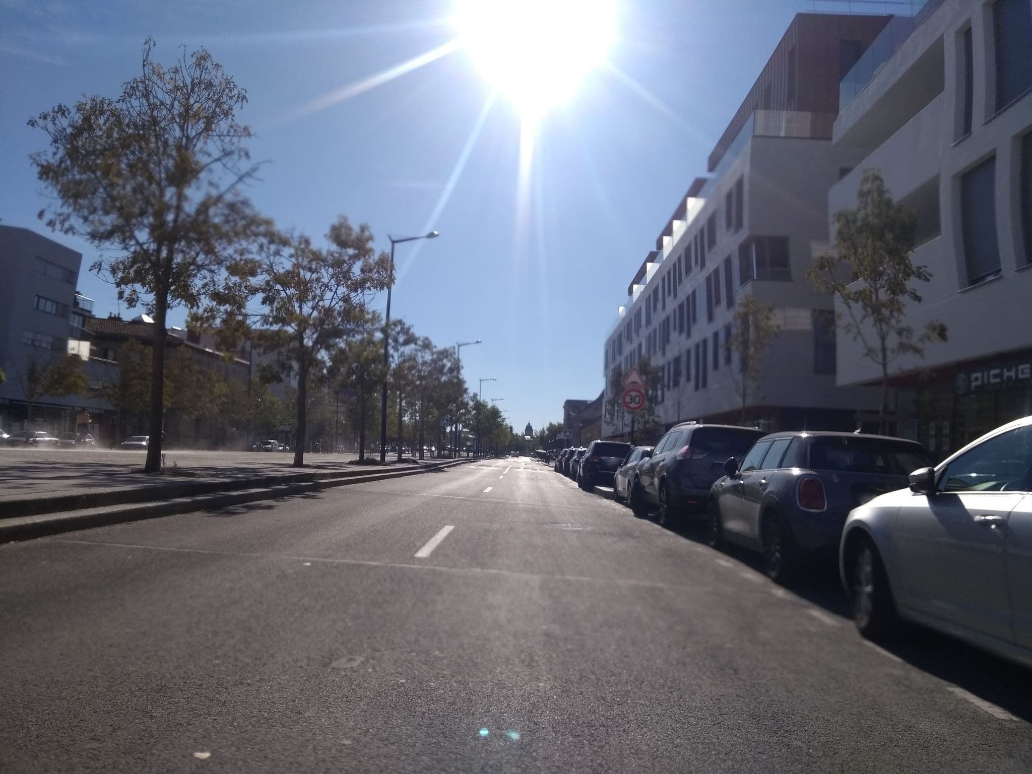 Street view near Société Hotelière Exploitation Econnomique, Bordeaux — © gitouche (CC BY-SA · Mapillary)