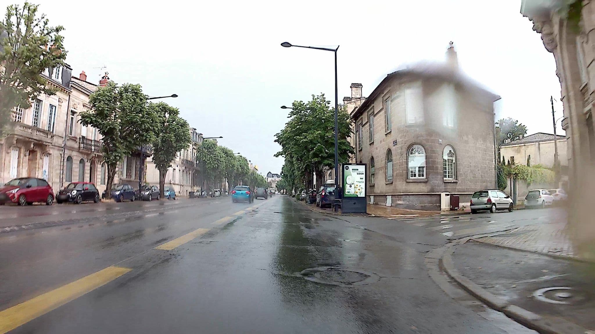 Street view near Chez Watson, Bordeaux — © trouyer (CC BY-SA · Mapillary)