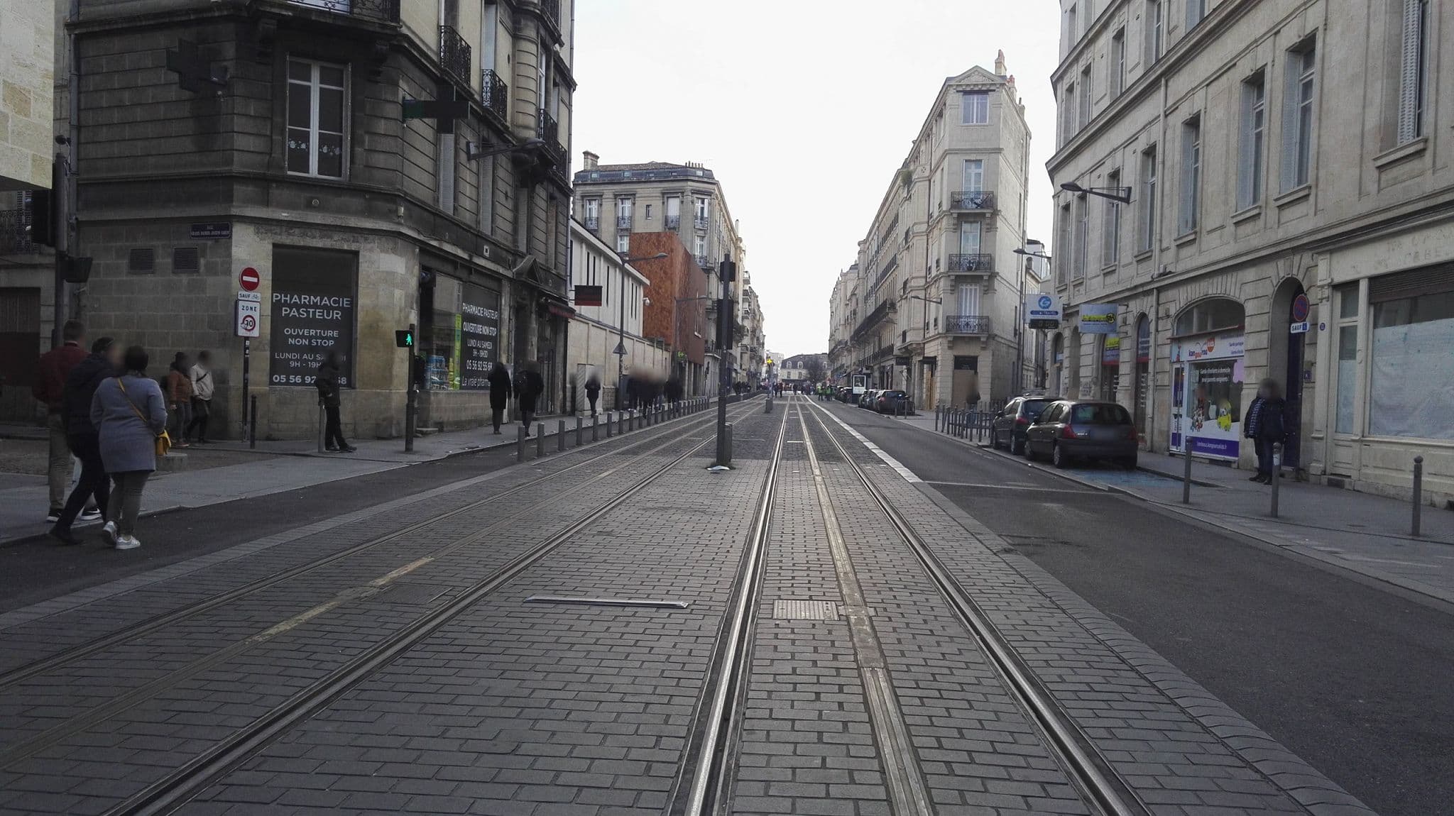 Street view near Hôtel la Madeleine, Bordeaux — © boubou (CC BY-SA · Mapillary)