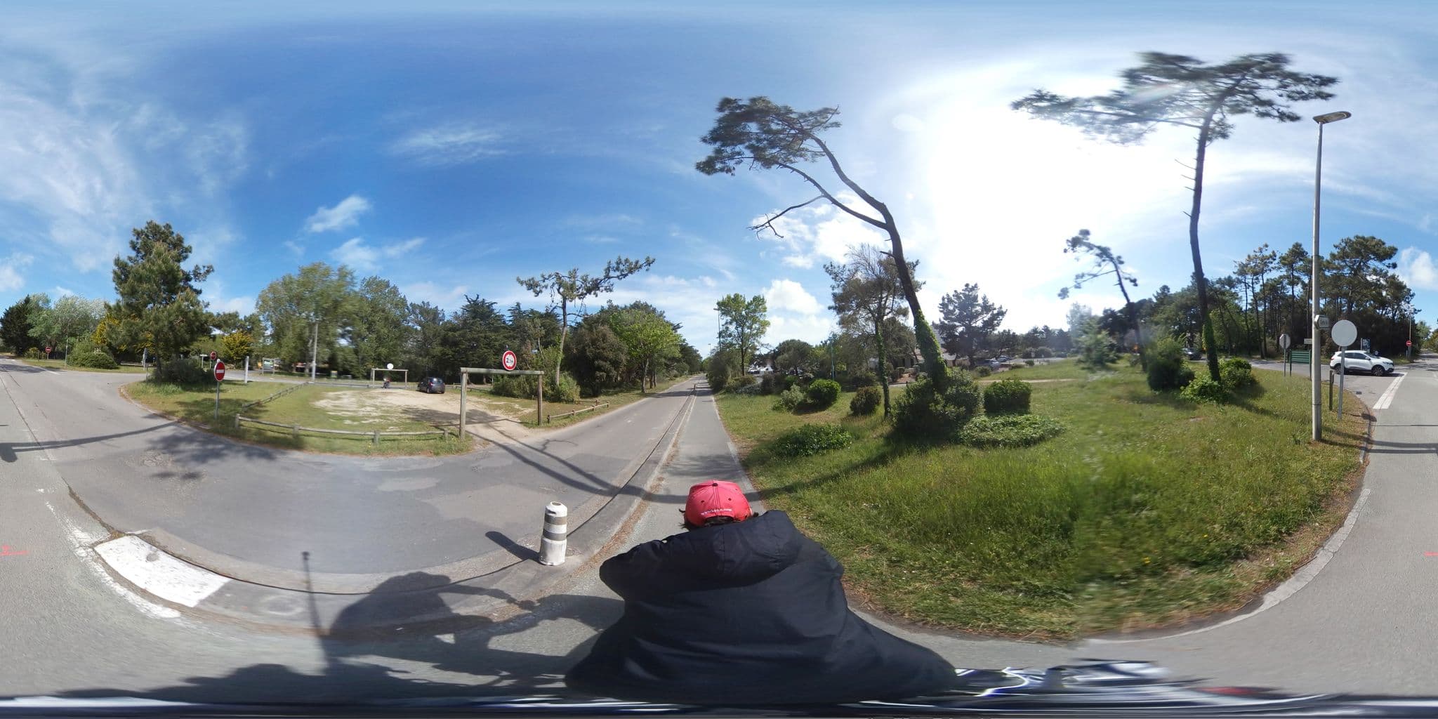 Street view near Res. Eg les Maisons du Lac, Saint-Jean-de-Monts — © ev1velodyssee (CC BY-SA · Mapillary)