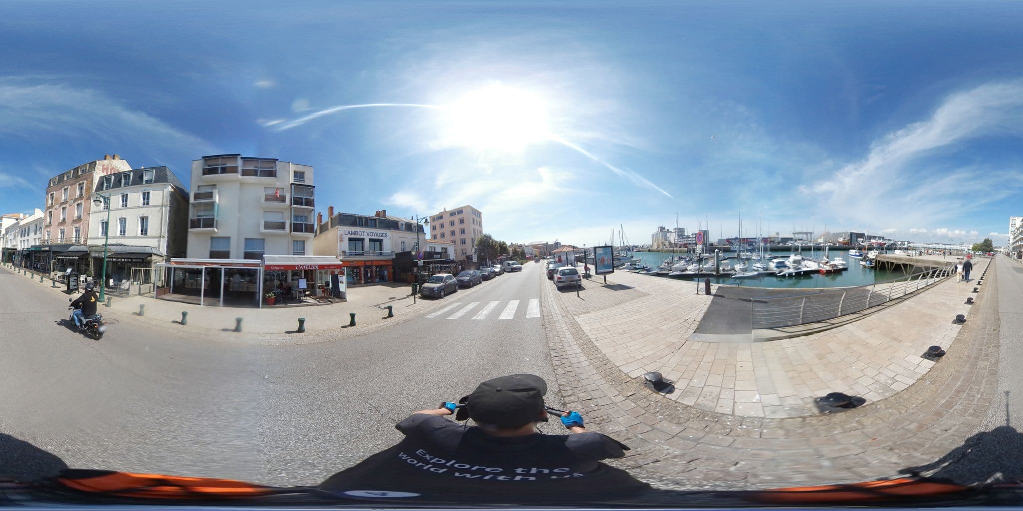 Street view near Selectour - Lambot Voyages, Les Sables-d'Olonne — © ev1velodyssee (CC BY-SA · Mapillary)
