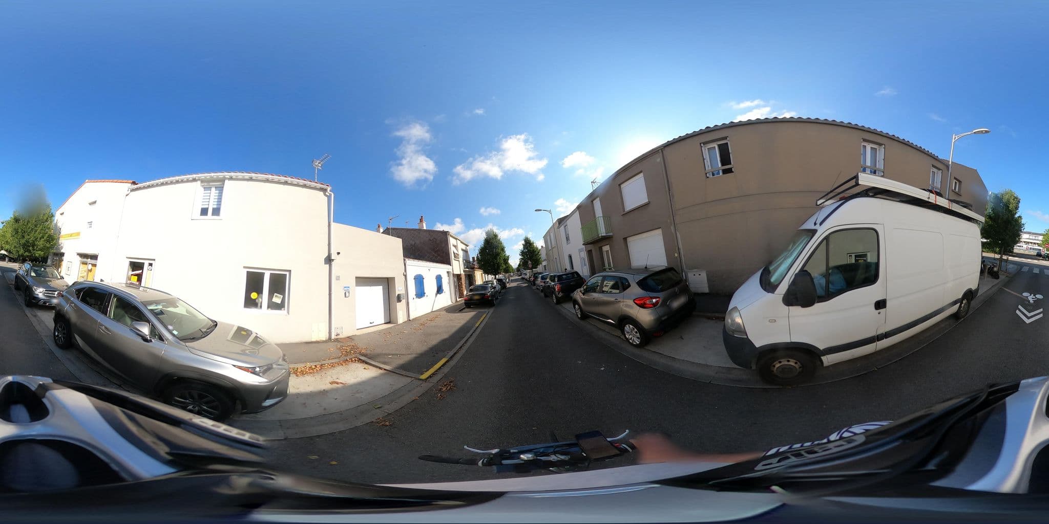 Street view near Galet Blanc, Les Sables-d'Olonne — © u4y0u (CC BY-SA · Mapillary)