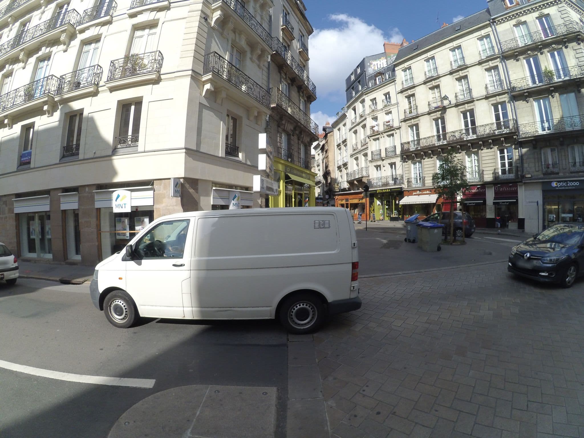 Street view near Hôtel du Château, Nantes — © stephanep (CC BY-SA · Mapillary)