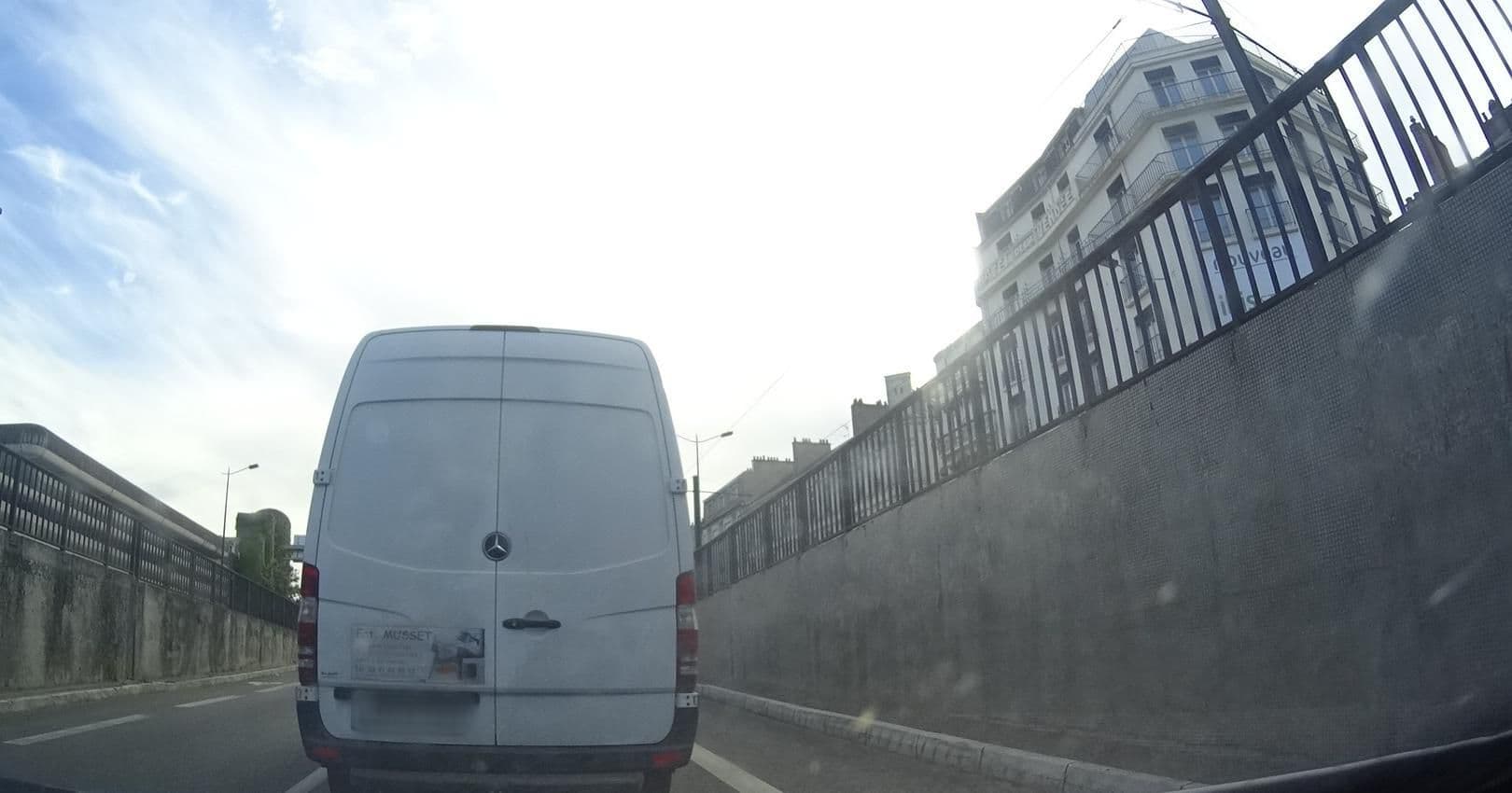 Street view near Kyriad Nantes Centre Gare, Nantes — © paysredon (CC BY-SA · Mapillary)
