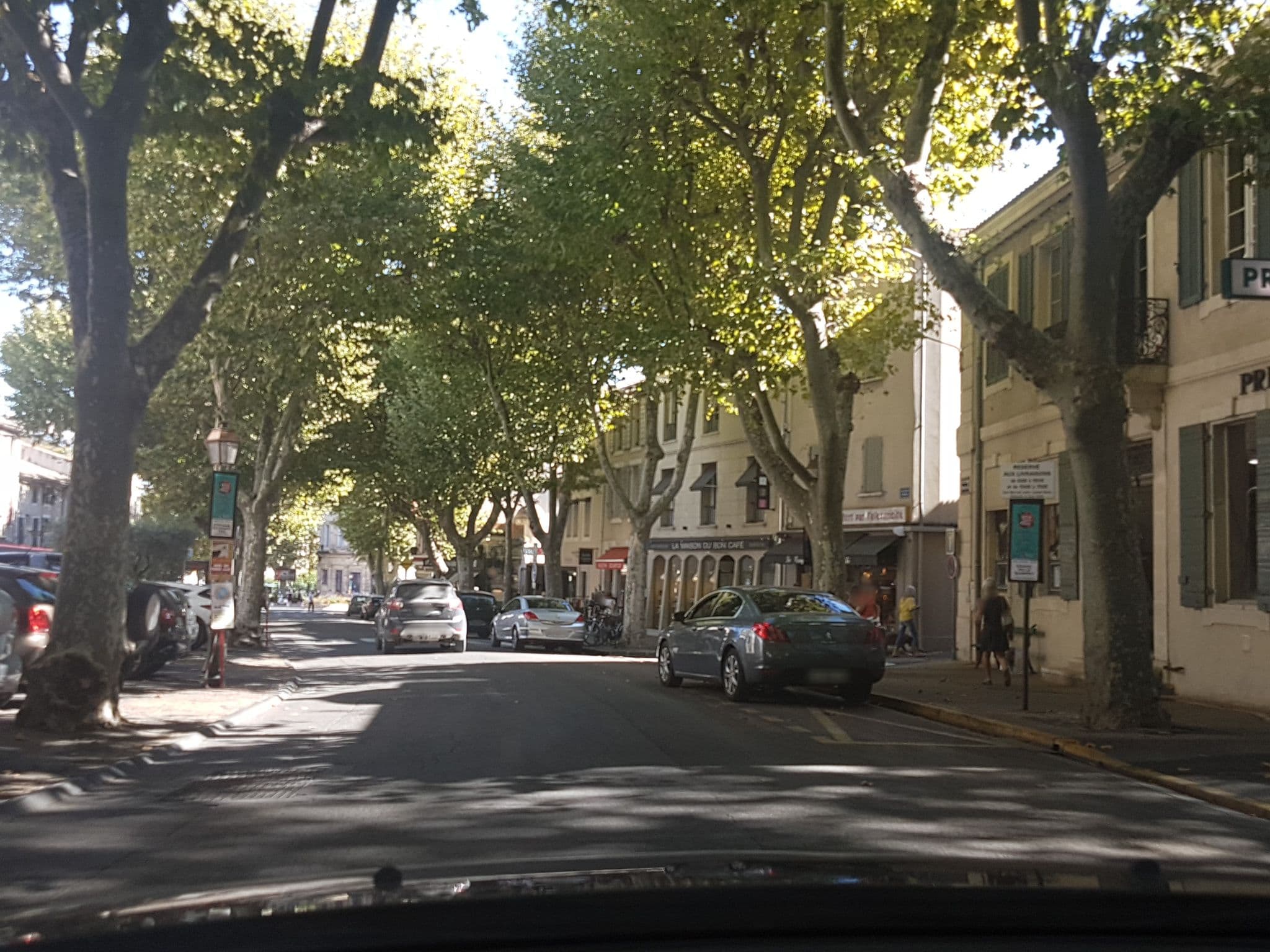 Street view near Hôtel de l'Image, Saint-Rémy-de-Provence — © axelf8409 (CC BY-SA · Mapillary)