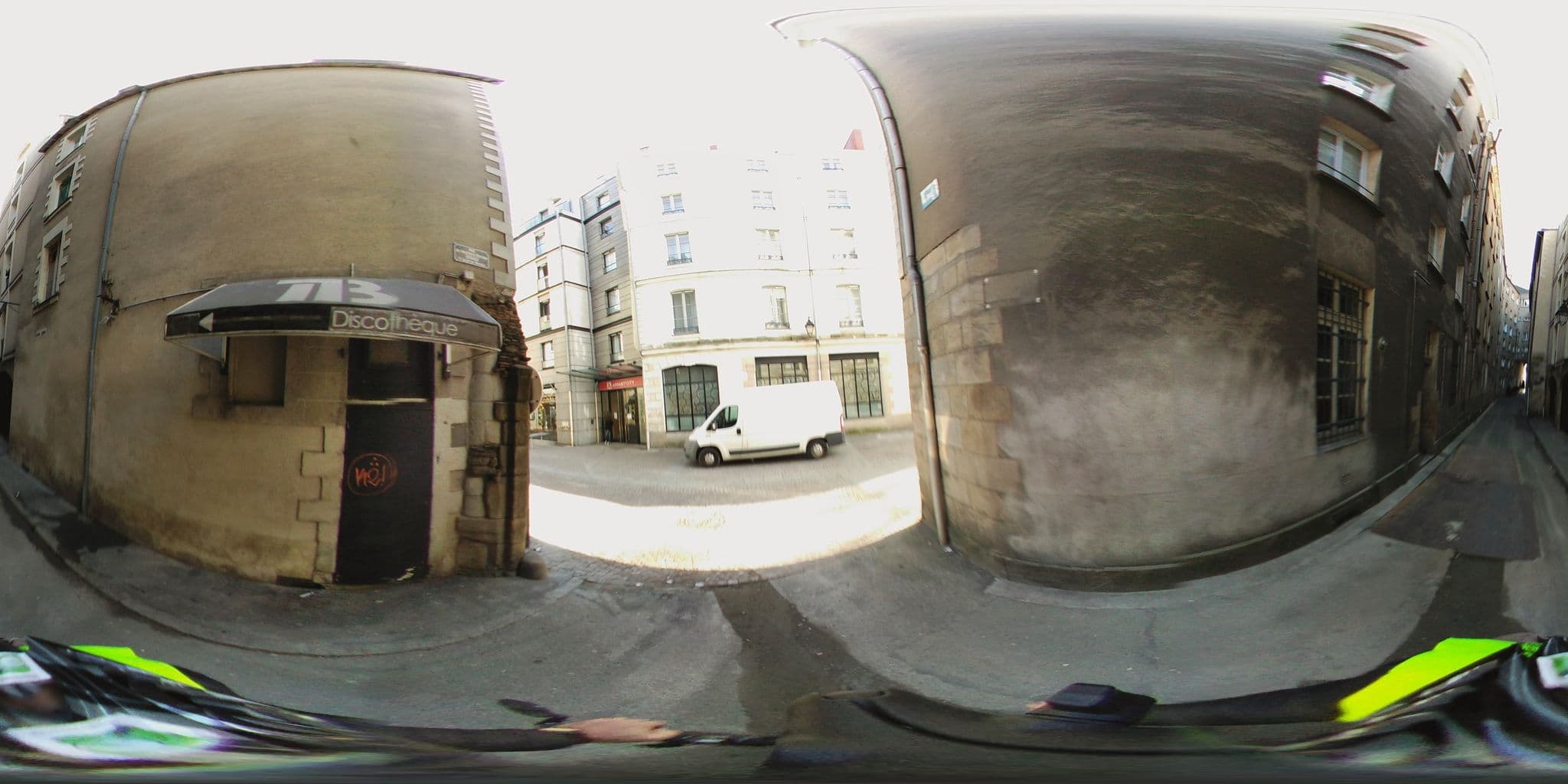 Street view near Park & Suites, Nantes — © cartocite (CC BY-SA · Mapillary)