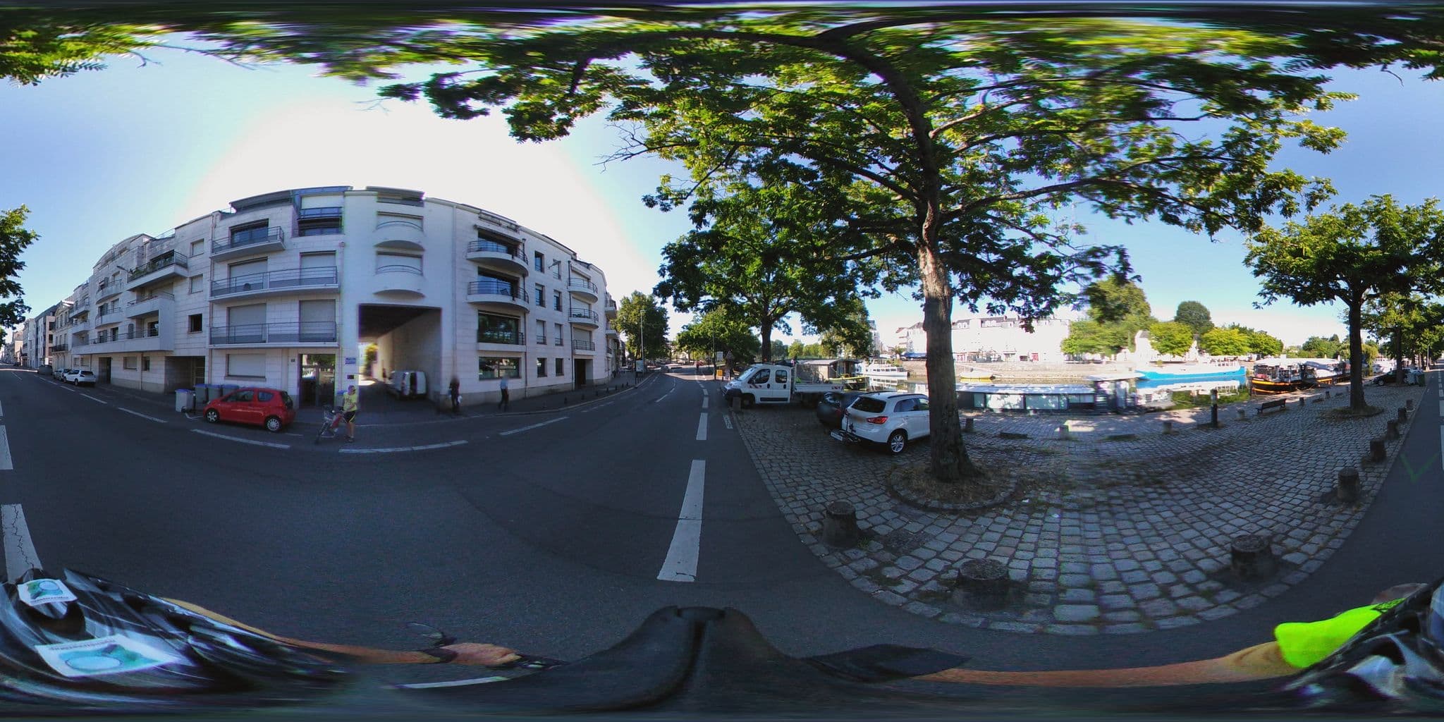 Street view near L'Erdream, Nantes — © cartocite (CC BY-SA · Mapillary)