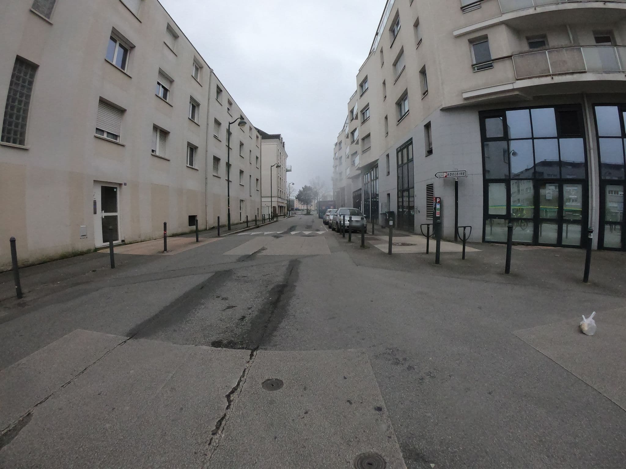 Street view near Unsejouranantes, Nantes — © cartocite (CC BY-SA · Mapillary)