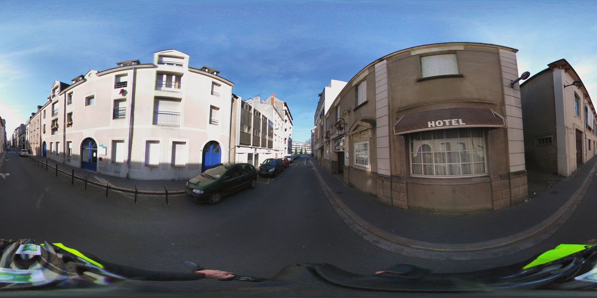Street view near Hotel Des 3 Marchands, Nantes — © cartocite (CC BY-SA · Mapillary)