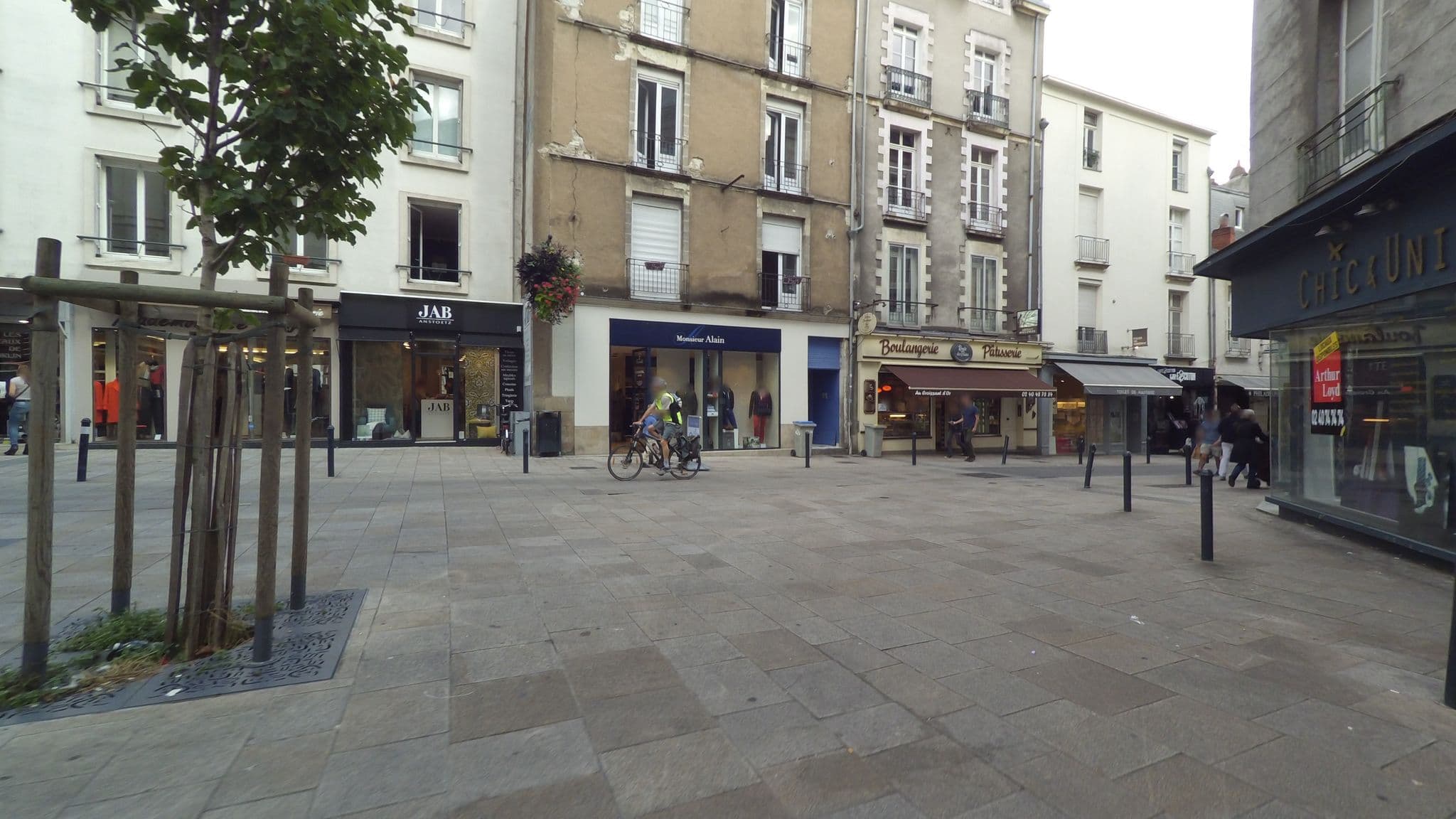 Street view near Selectour - Préférence, Nantes — © stephanep (CC BY-SA · Mapillary)