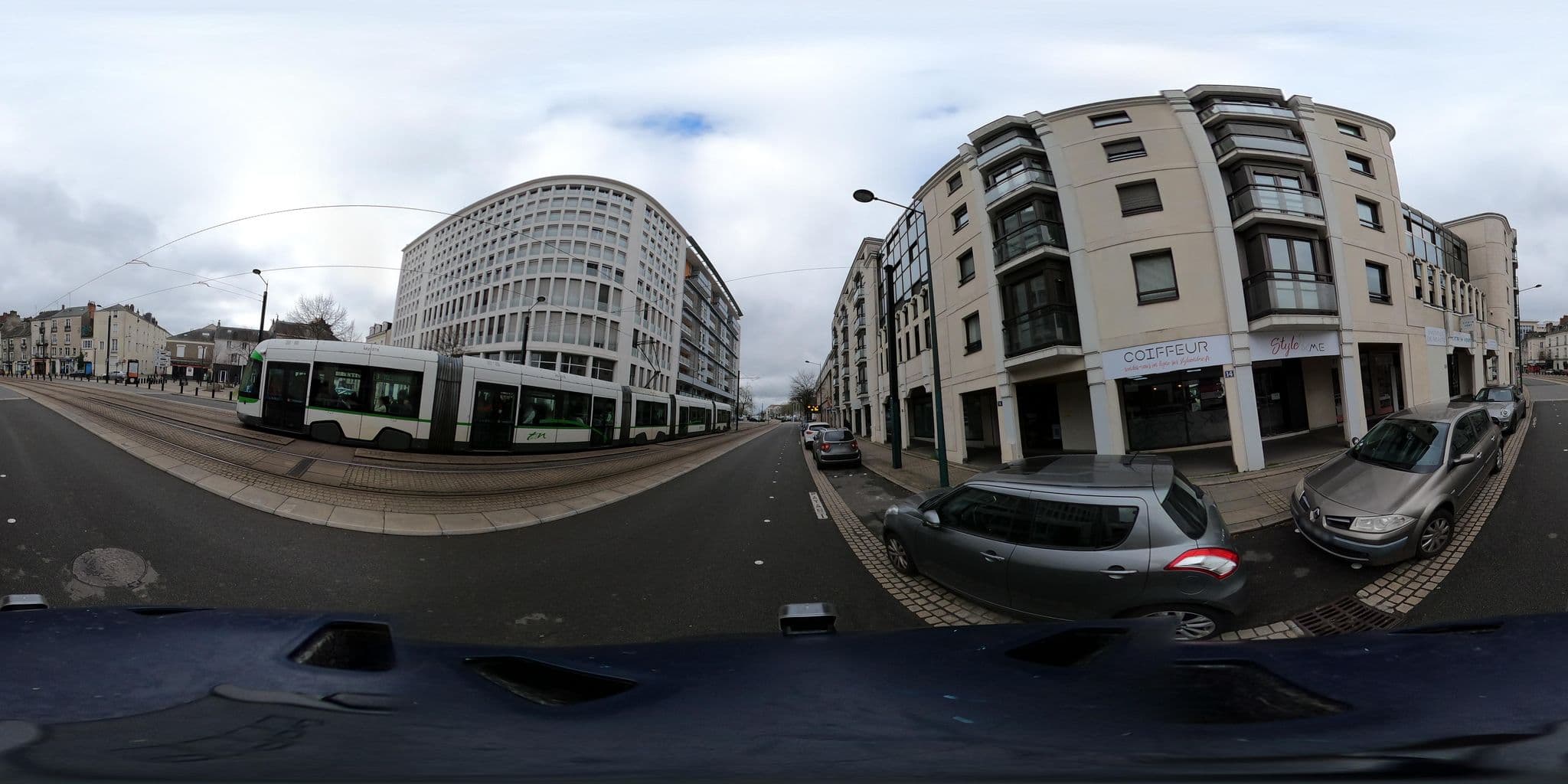 Street view near A.N.F.J.T Porte Neuve, Nantes — © ClementH44 (CC BY-SA · Mapillary)