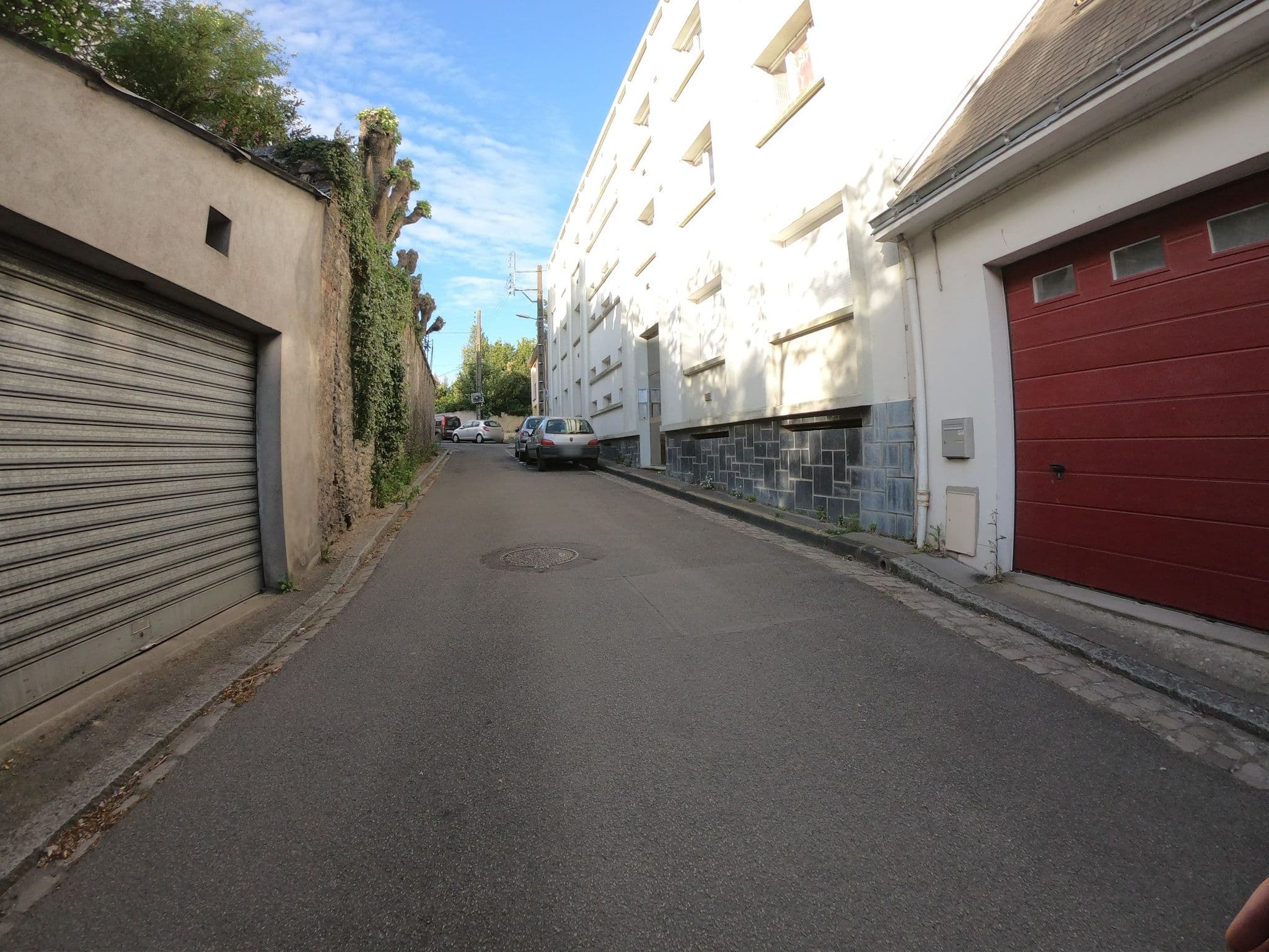 Street view near A la Maison Jaune, Nantes — © cartocite (CC BY-SA · Mapillary)