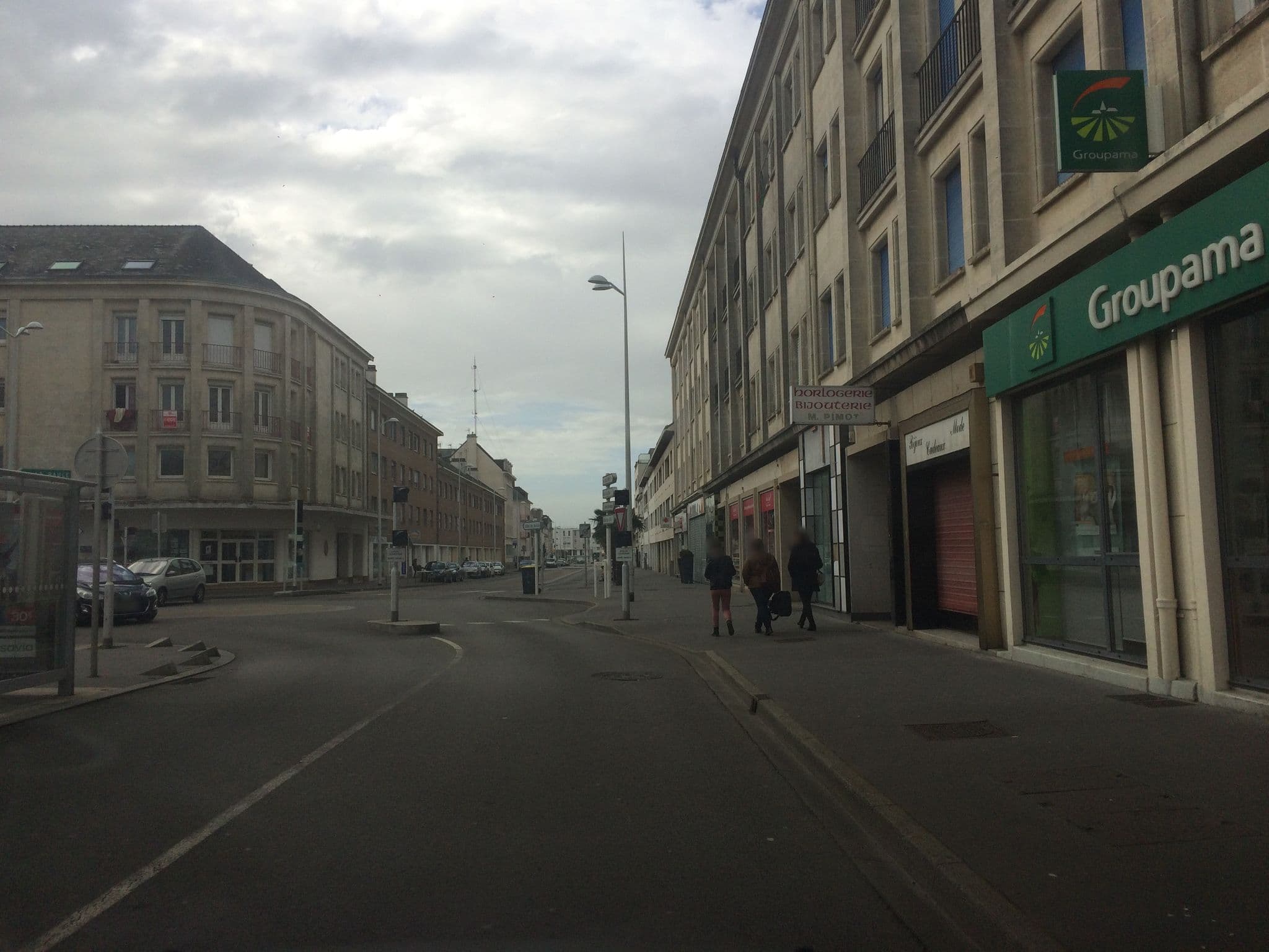 Street view near My SuiteInn Hotel Saint-Nazaire, Saint-Nazaire — © kartenville (CC BY-SA · Mapillary)