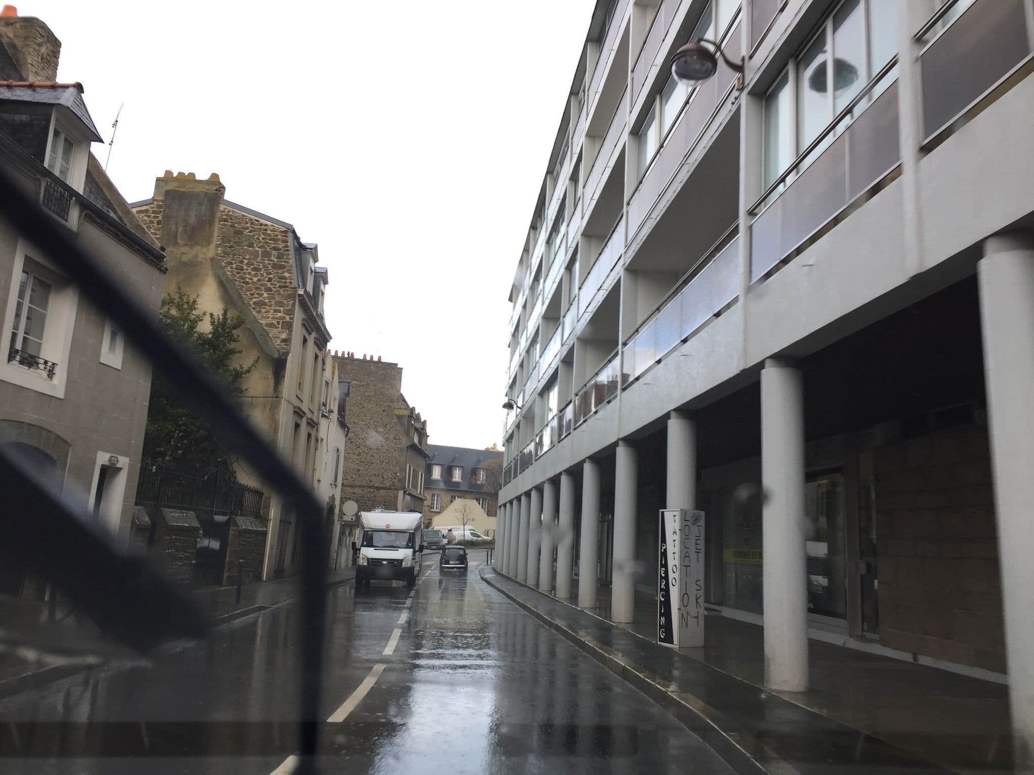 Street view near Studio Bord de Plage des Bas Sablons Saint Malo, Saint-Malo — © ptmap (CC BY-SA · Mapillary)