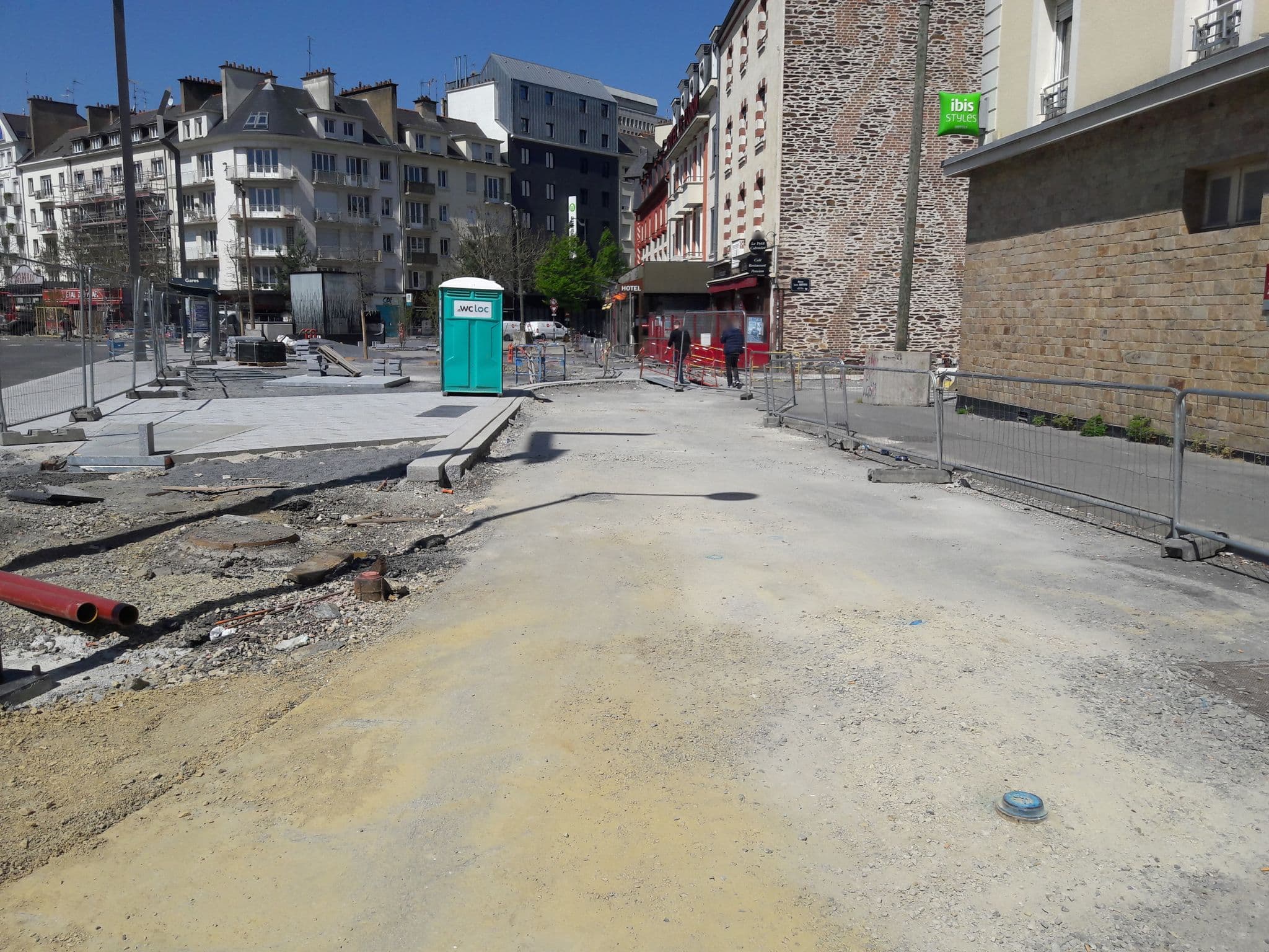 Street view near All Seasons, Rennes — © denisbraud (CC BY-SA · Mapillary)
