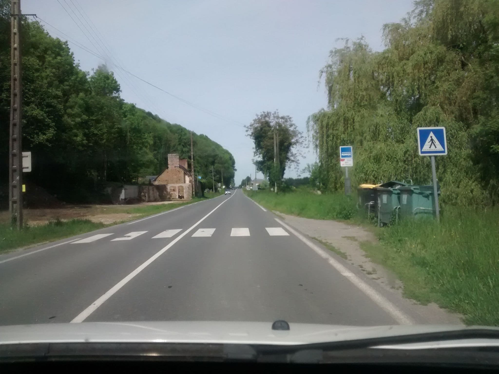 Street view near Le Domaine du Mont, Roz-sur-Couesnon — © mgageo (CC BY-SA · Mapillary)
