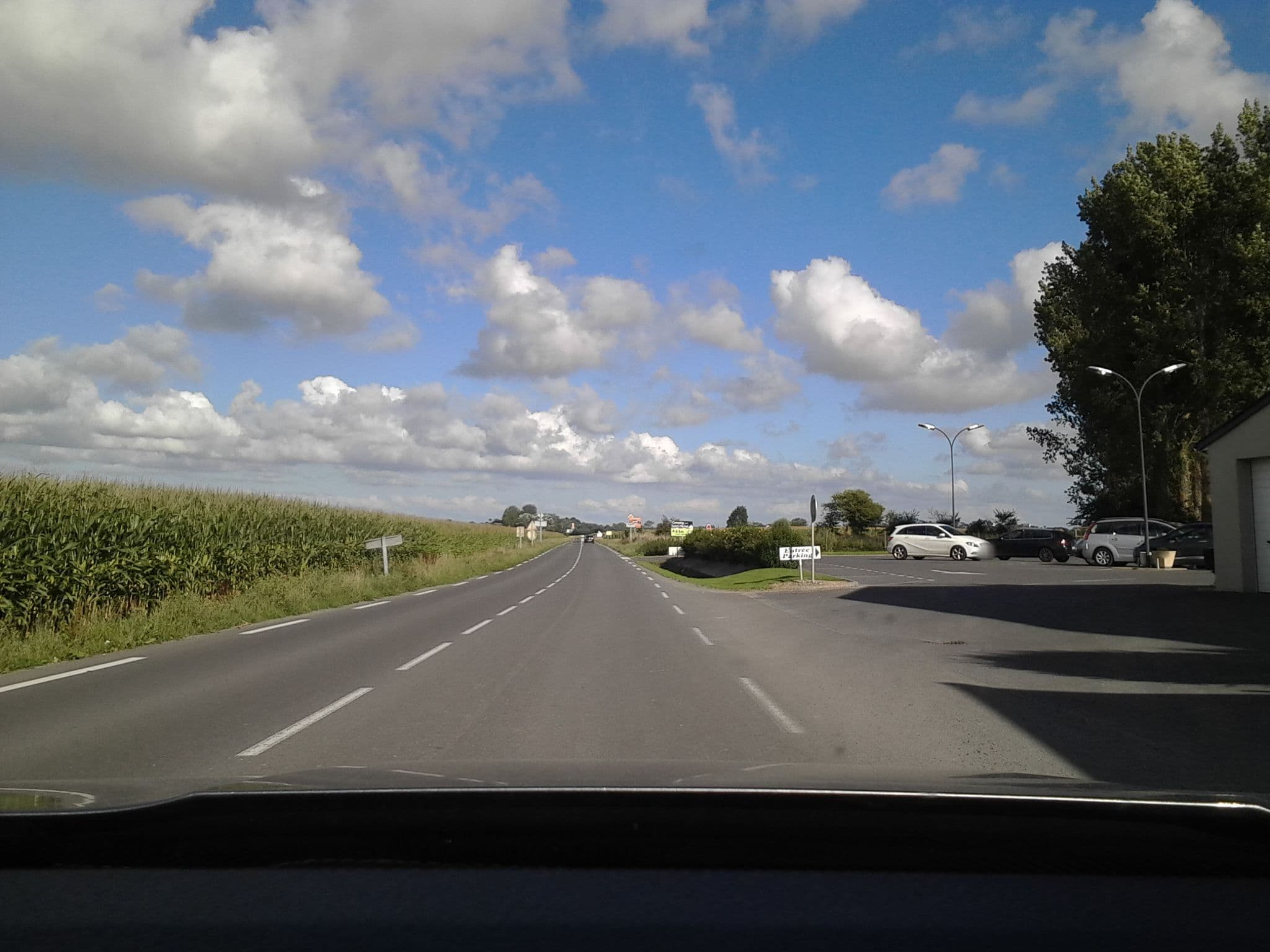 Street view near Auberge De La Baie - Mont ST-Michel, Pontorson — © apatookonpri (CC BY-SA · Mapillary)