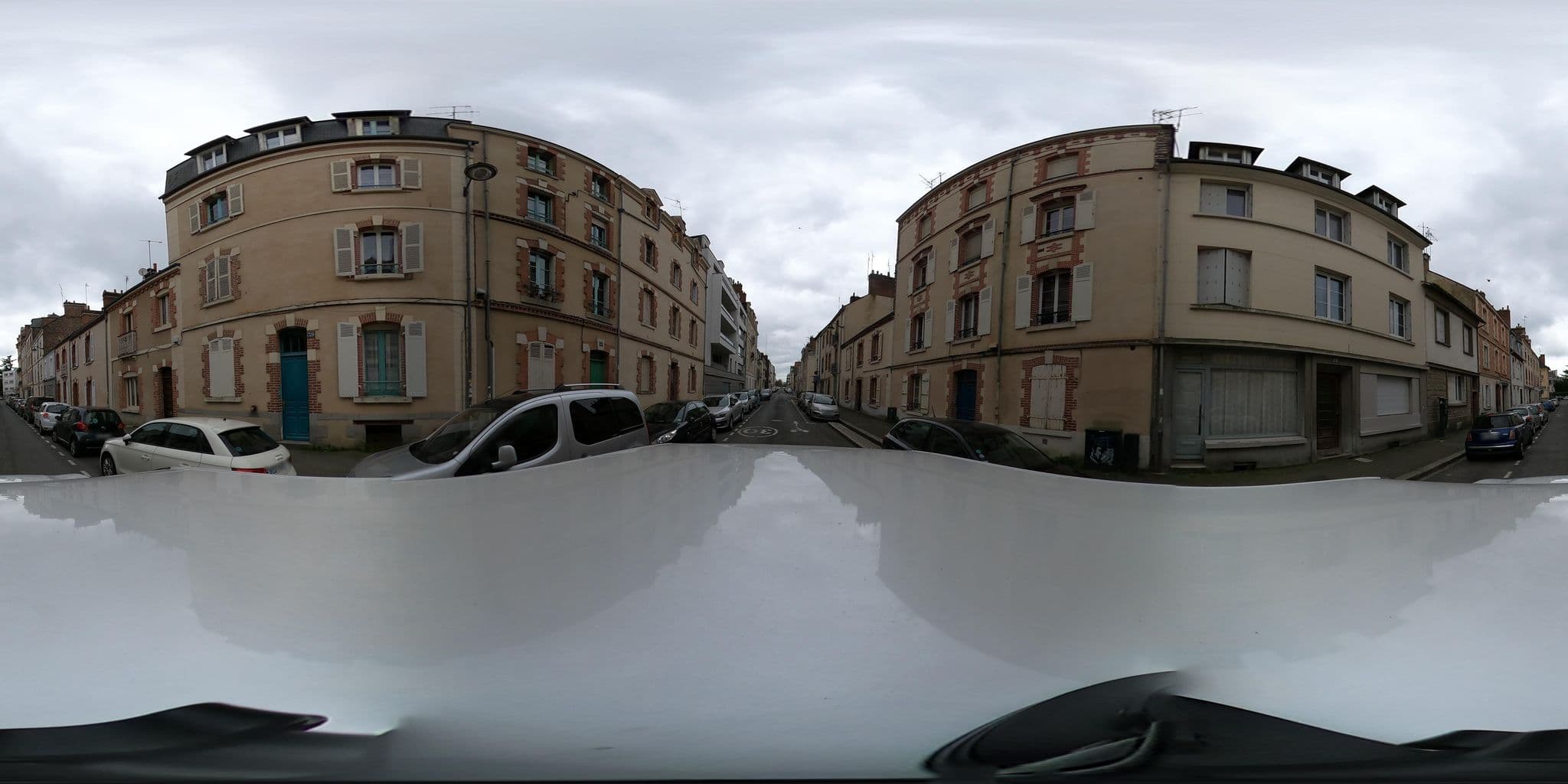 Street view near Cote Riviere by Cocoonr, Rennes — © Caramel (CC BY-SA · Mapillary)