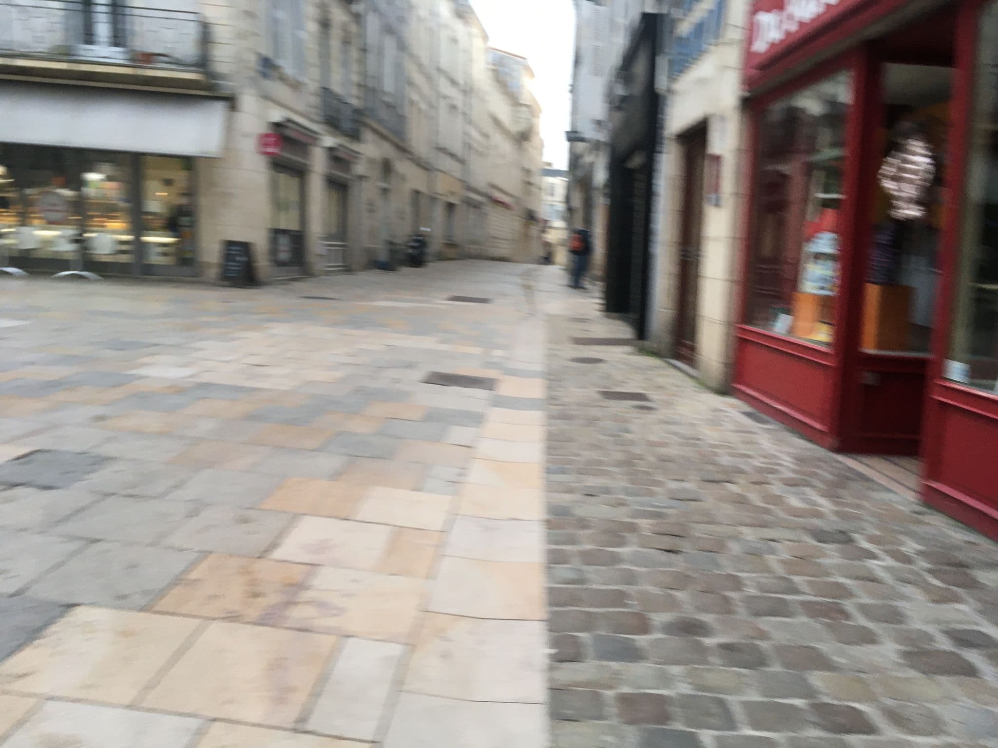 Street view near François 1er, La Rochelle — © unlimited (CC BY-SA · Mapillary)