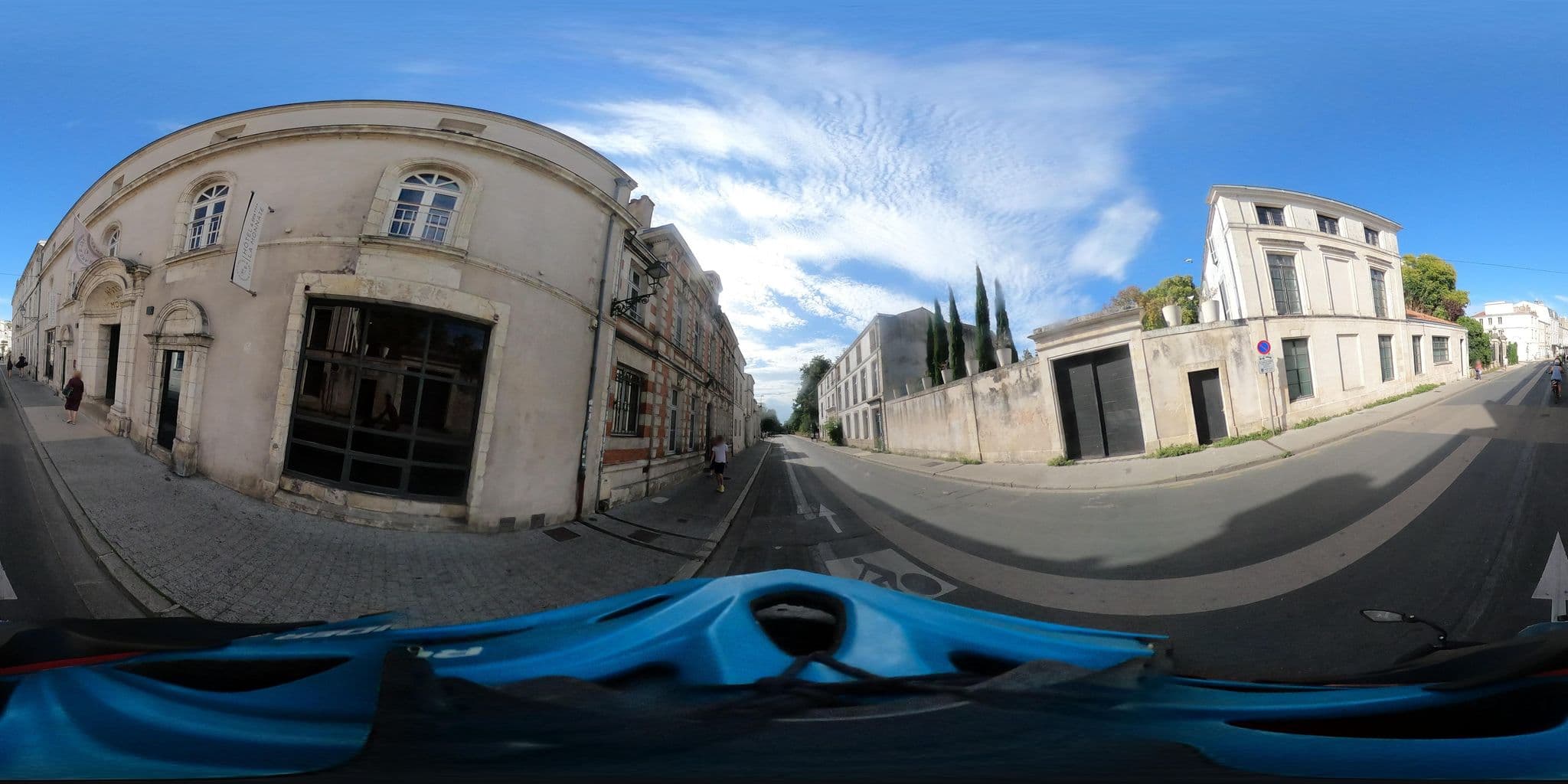 Street view near Art SPA, La Rochelle — © padididejurbise (CC BY-SA · Mapillary)