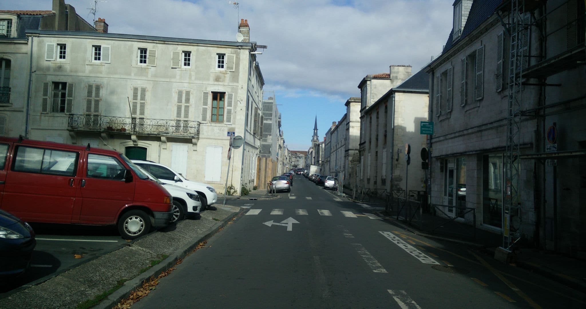 Street view near Residence Amelot, La Rochelle — © gnusam (CC BY-SA · Mapillary)