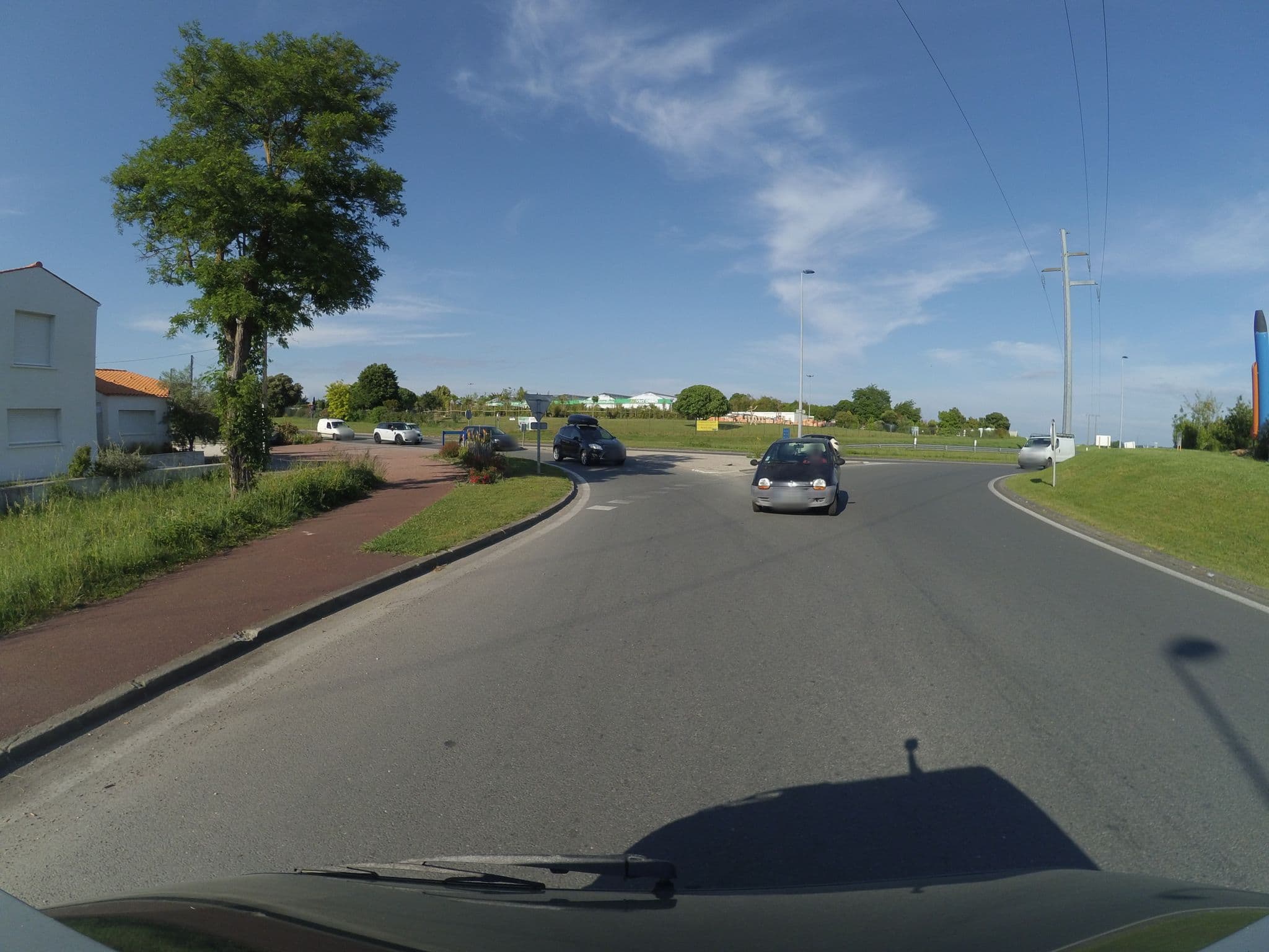 Street view near Lovacances, Royan — © stephanep (CC BY-SA · Mapillary)