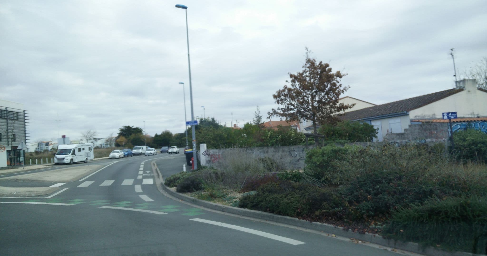 Street view near Athome, La Rochelle — © gnusam (CC BY-SA · Mapillary)
