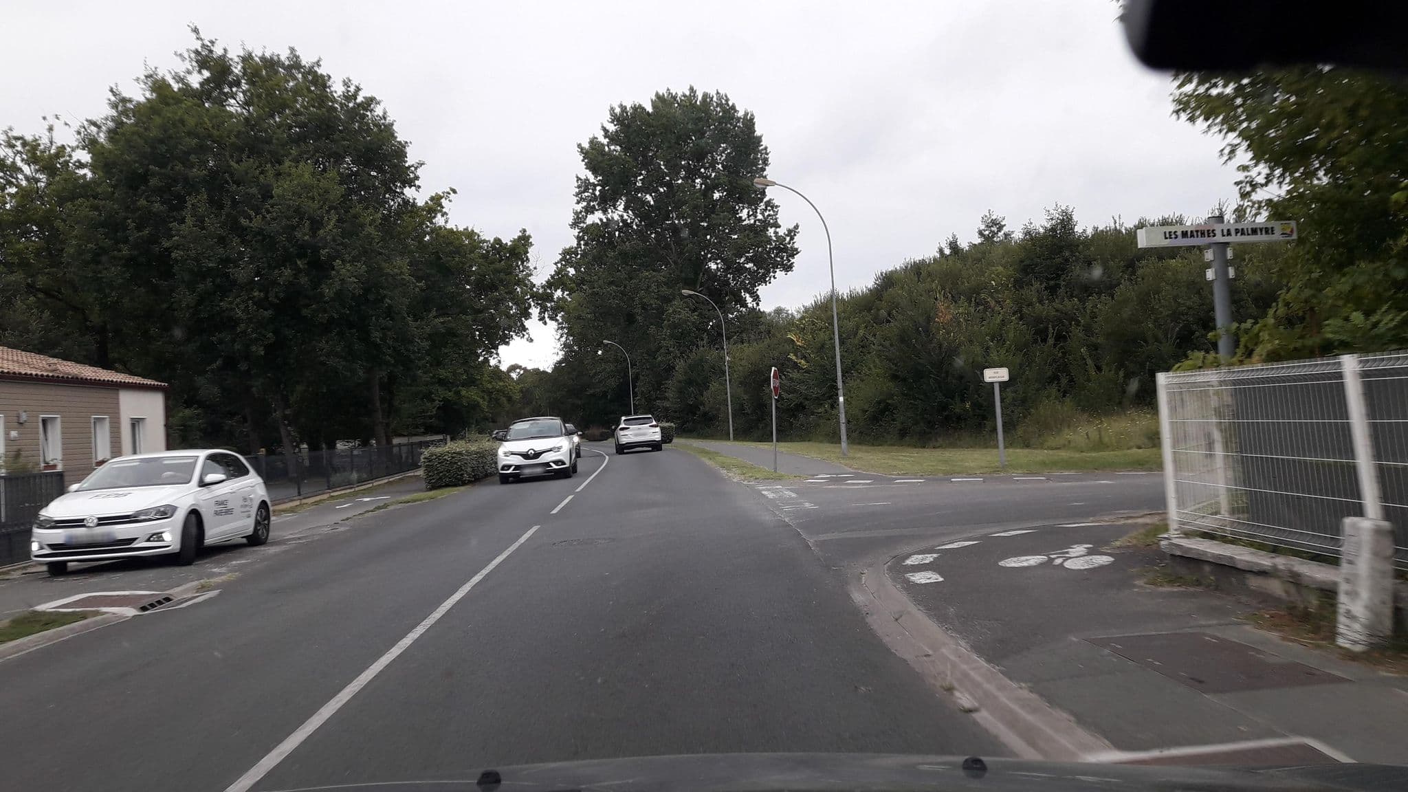 Street view near Village Vacances les Mathes, Les Mathes — © eric_s (CC BY-SA · Mapillary)