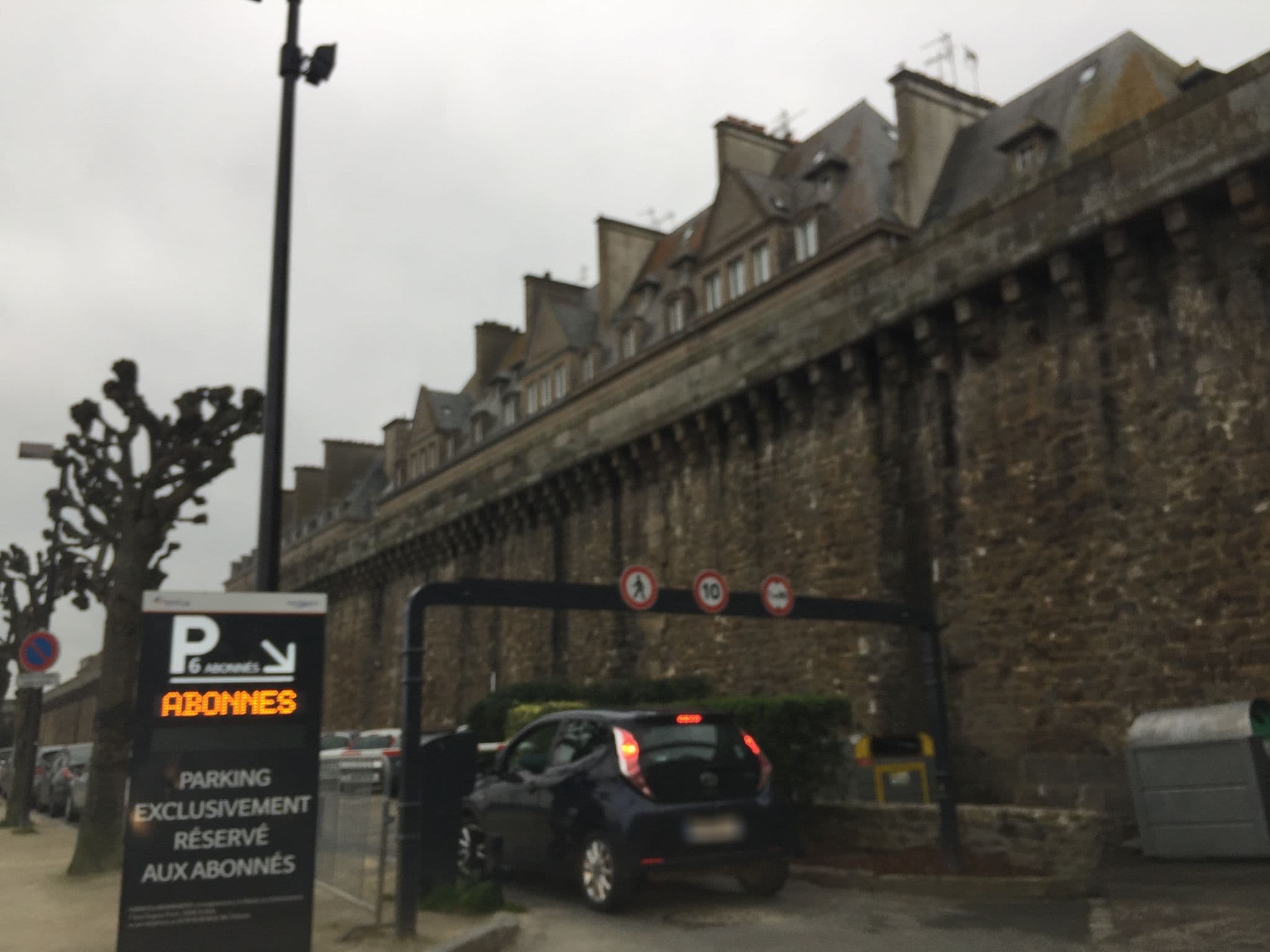 Street view near Hôtel A.S., Saint-Malo — © ptmap (CC BY-SA · Mapillary)