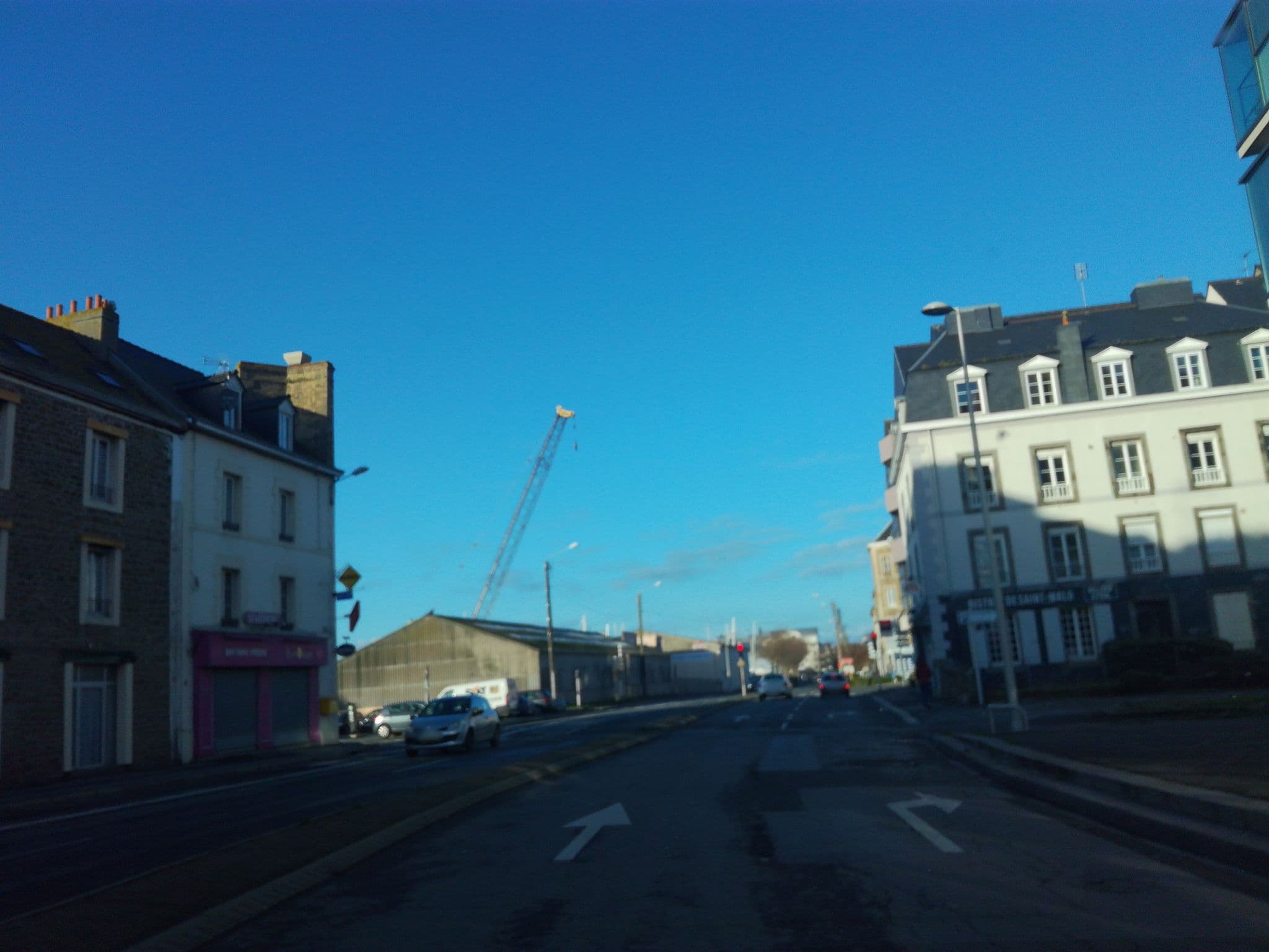 Street view near Hotel de l'Europe Saint-Malo, Saint-Malo — © kriom (CC BY-SA · Mapillary)