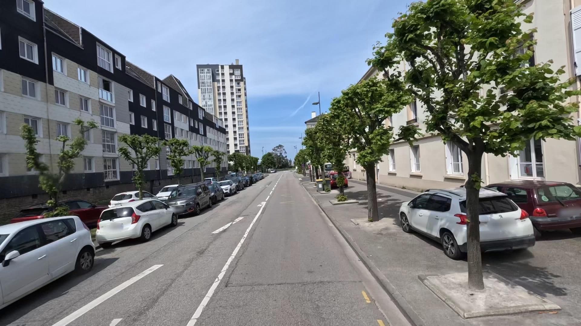 Street view near Brossillon Dominique, Cherbourg — © bct (CC BY-SA · Mapillary)