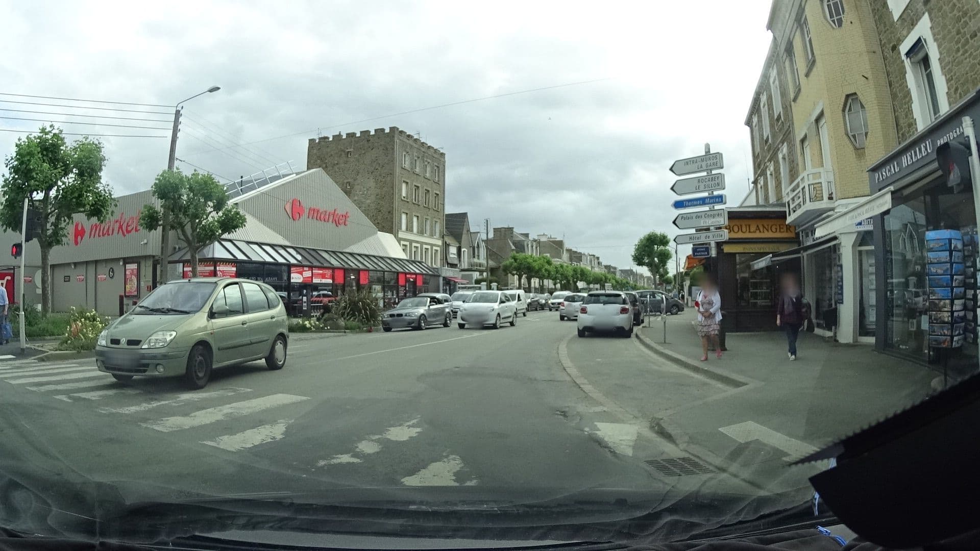 Street view near Le Courtoisville Apartment, Saint-Malo — © ljbouere (CC BY-SA · Mapillary)