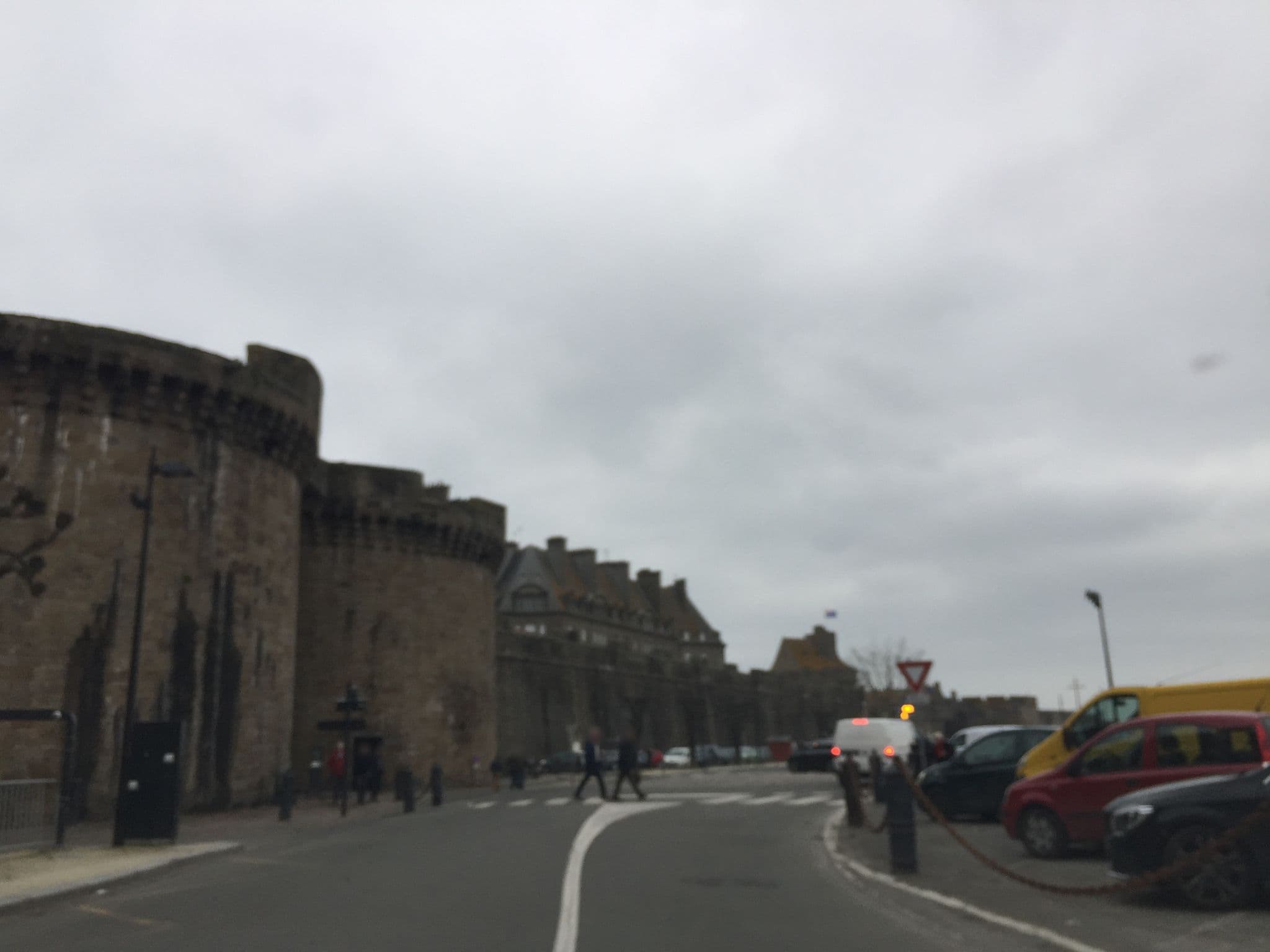 Street view near La Pomme d'Or, Saint-Malo — © ptmap (CC BY-SA · Mapillary)