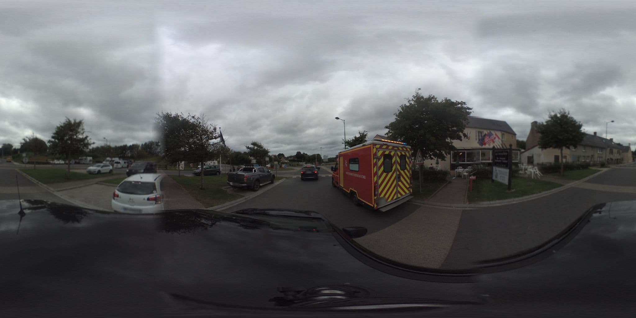Street view near Gite Utah, Port-en-Bessin-Huppain — © arteragence (CC BY-SA · Mapillary)