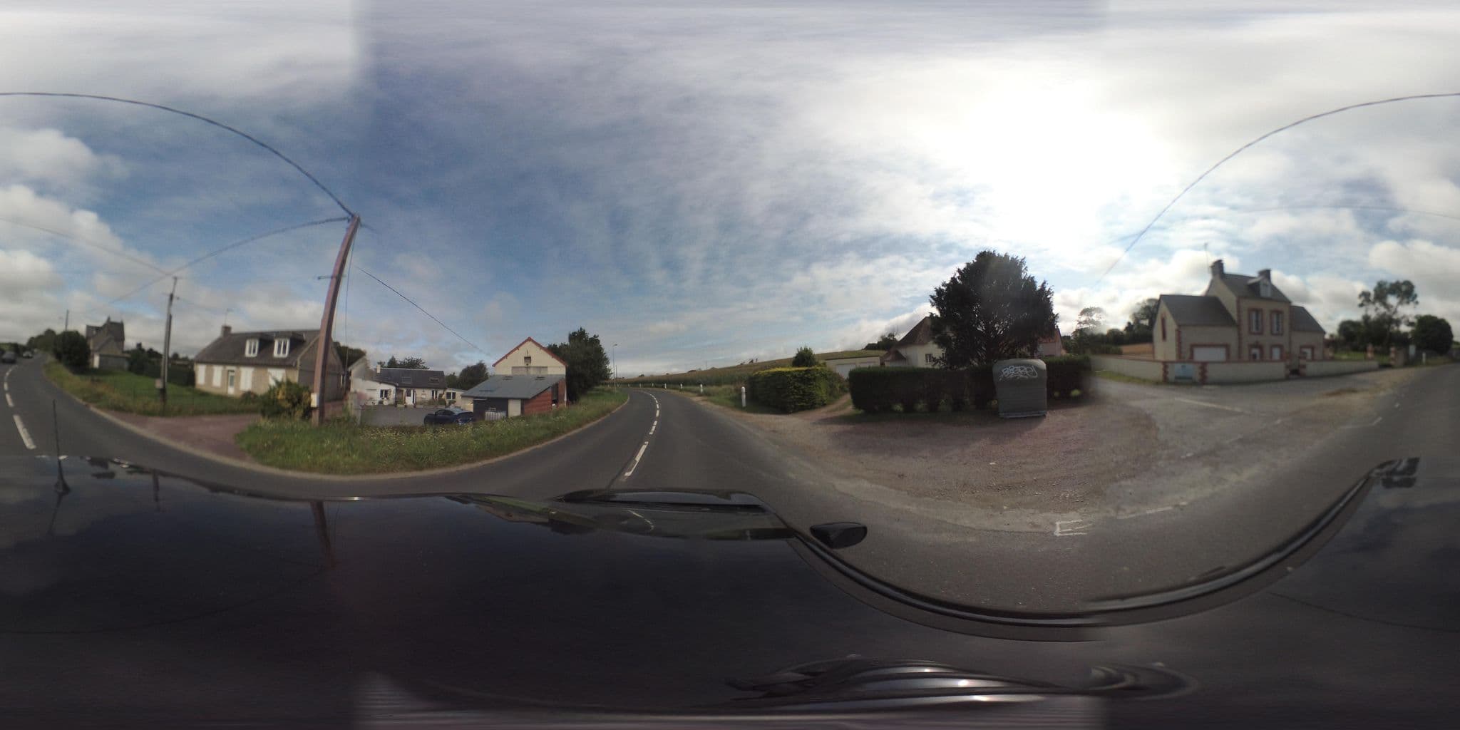 Street view near Le Relais du Douet, Grandcamp-Maisy — © arteragence (CC BY-SA · Mapillary)