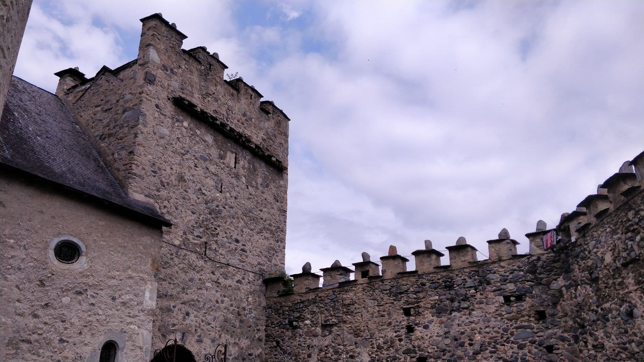 Street view near Les Remparts, Luz-Saint-Sauveur — © mapillarydenis (CC BY-SA · Mapillary)