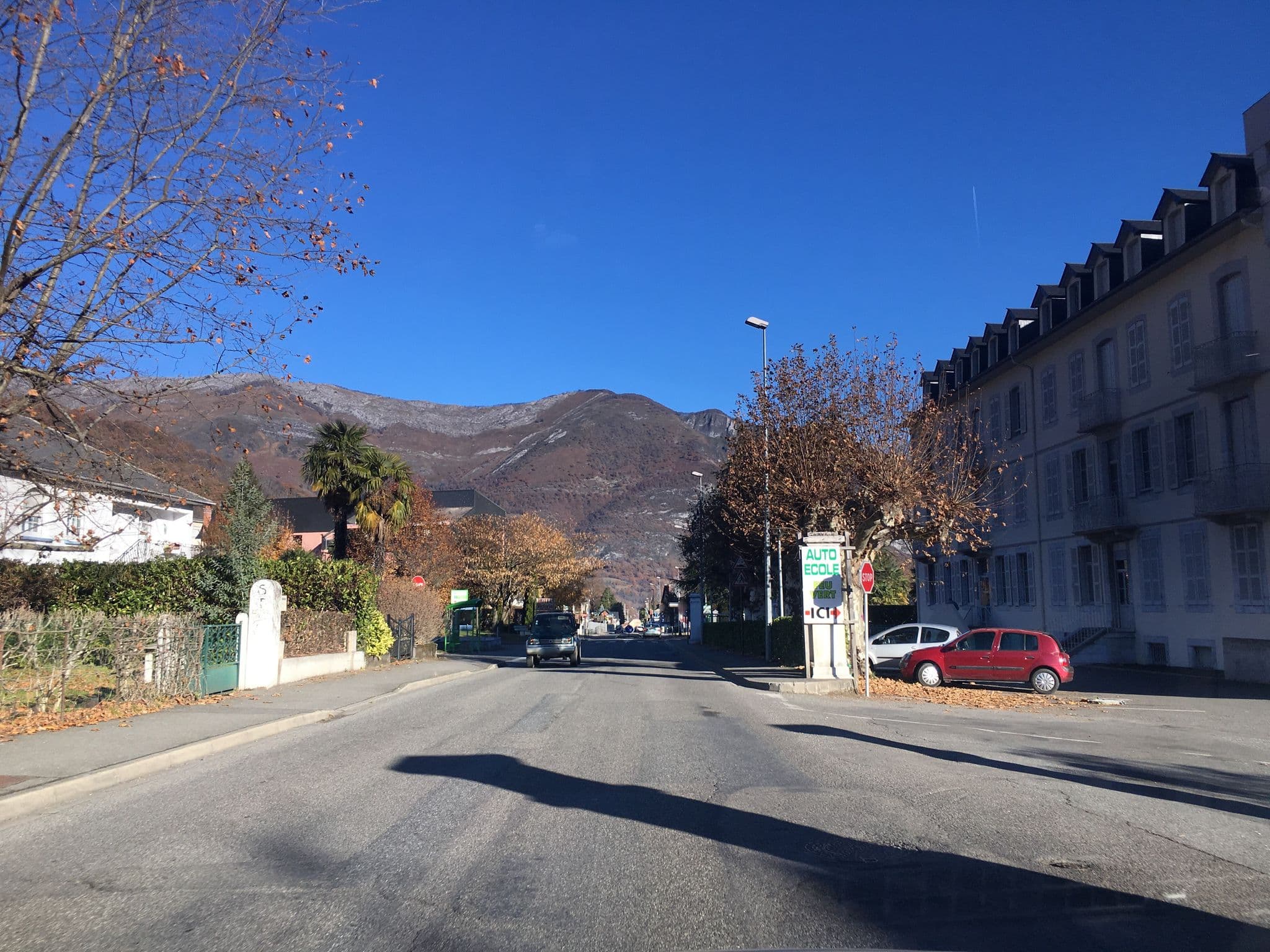 Street view near Logis Hôtel le Miramont, Argelès-Gazost — © cquest (CC BY-SA · Mapillary)