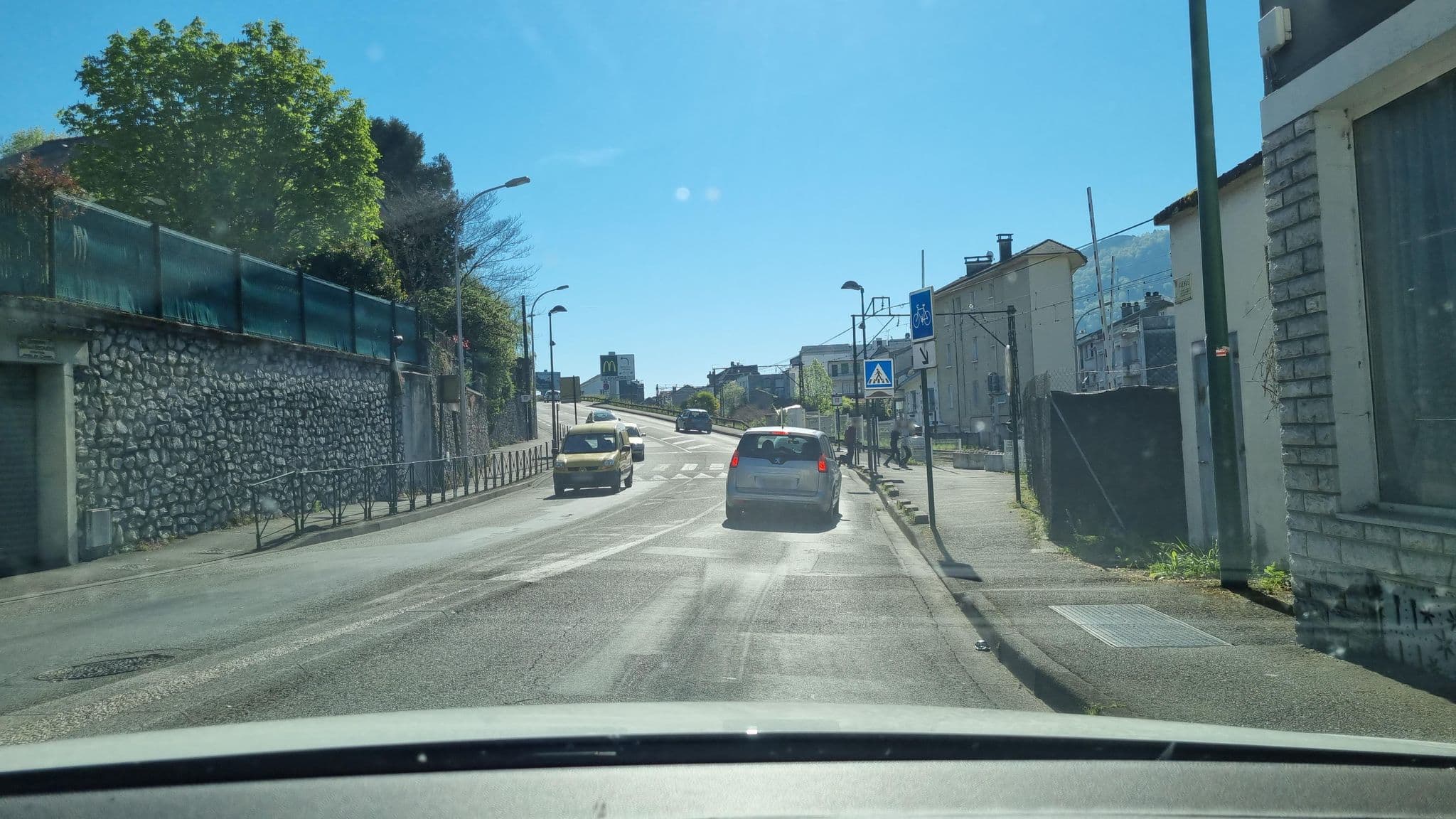 Street view near Hôtel du Clos Fleuri, Lourdes — © Mabjo (CC BY-SA · Mapillary)