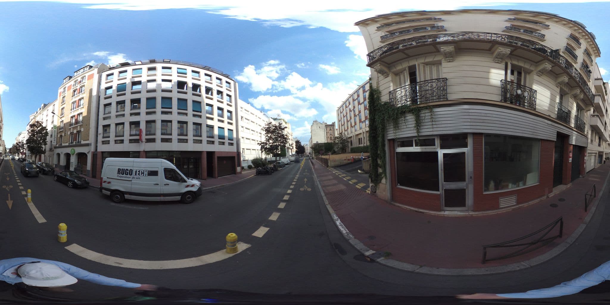 Street view near Campanile Levallois-Perret, Levallois-Perret — © geovelo (CC BY-SA · Mapillary)