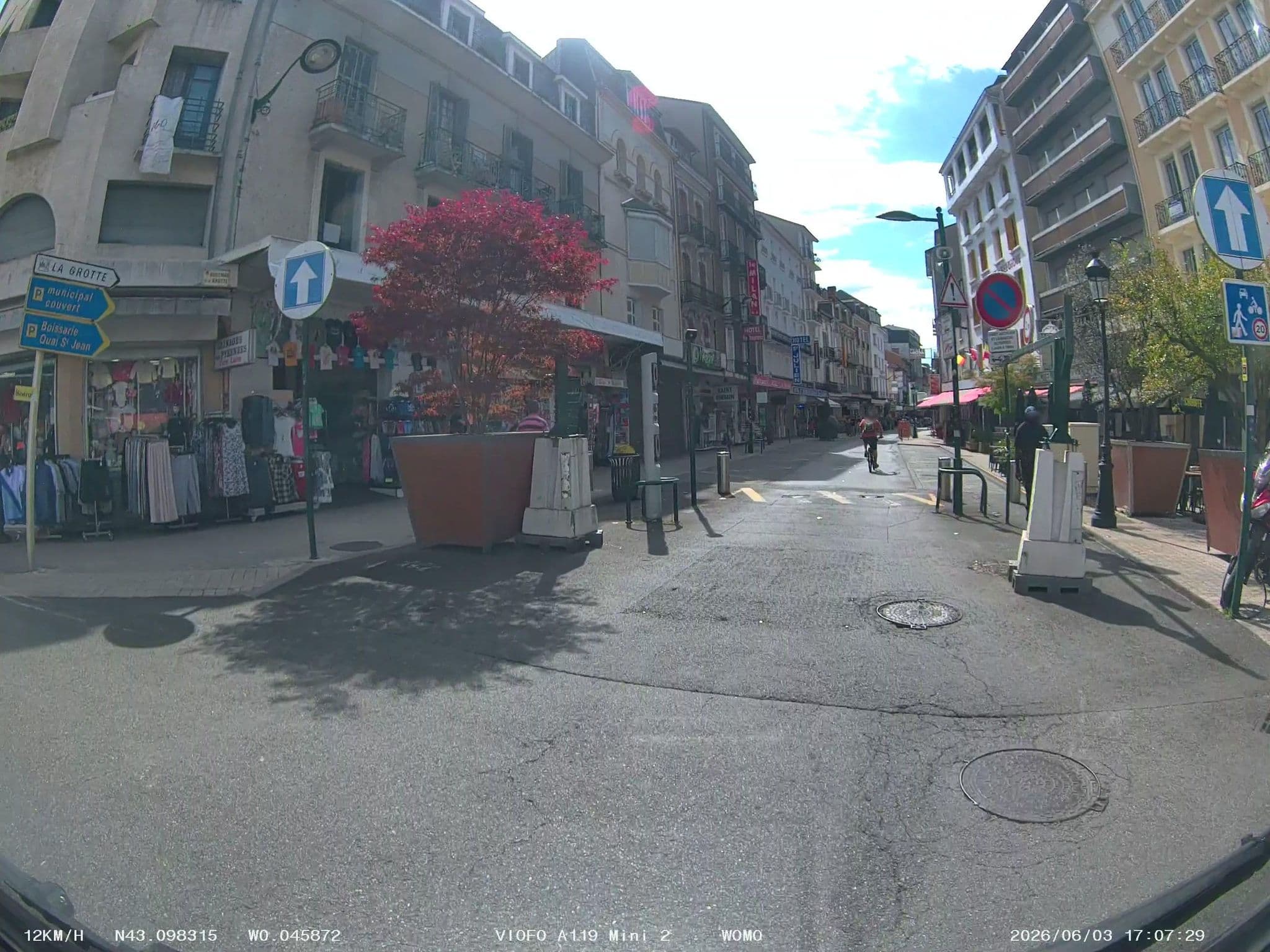 Street view near Hôtel du Printemps, Lourdes — © soulcover (CC BY-SA · Mapillary)