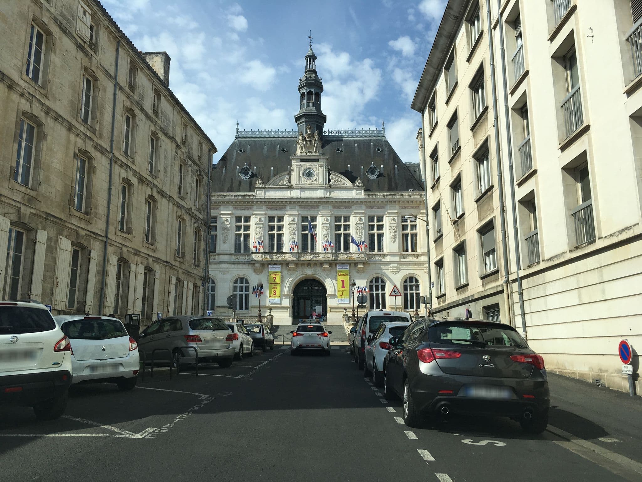 Street view near Gites de France Tourisme Vert, Niort — © mappy_sa (CC BY-SA · Mapillary)