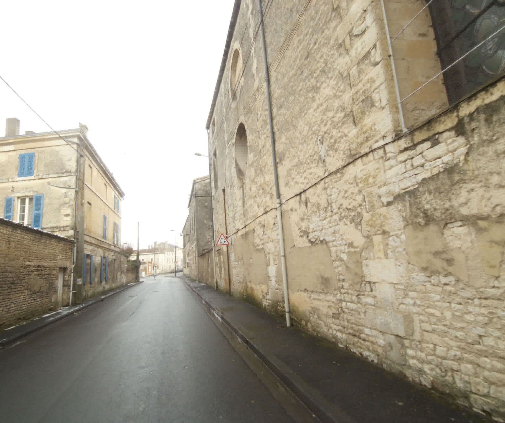 Street view near Sandrina, Niort — © sogefi (CC BY-SA · Mapillary)