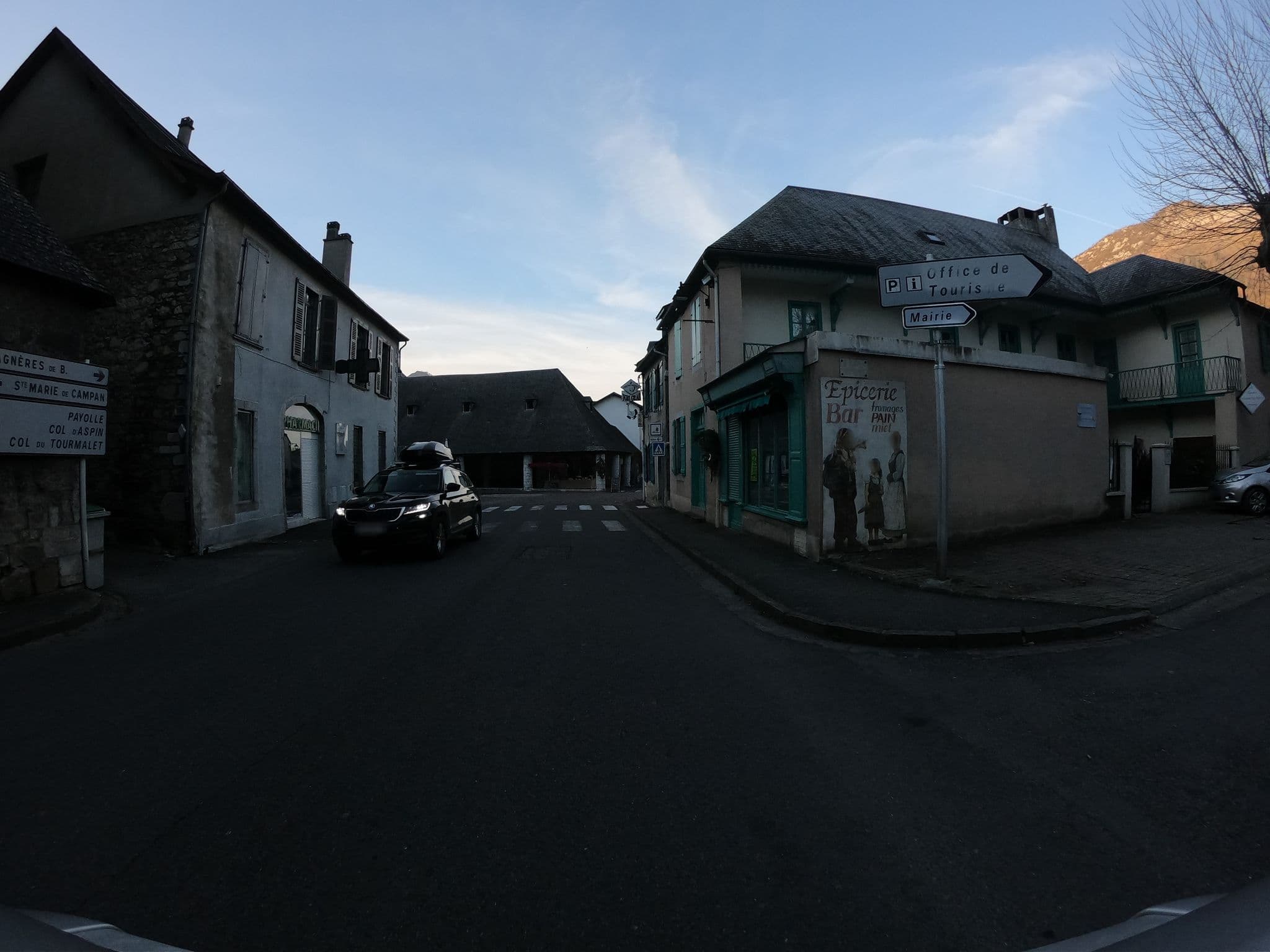 Street view near Accueil Vacances Grande Champagne, Campan — © joostjakob (CC BY-SA · Mapillary)