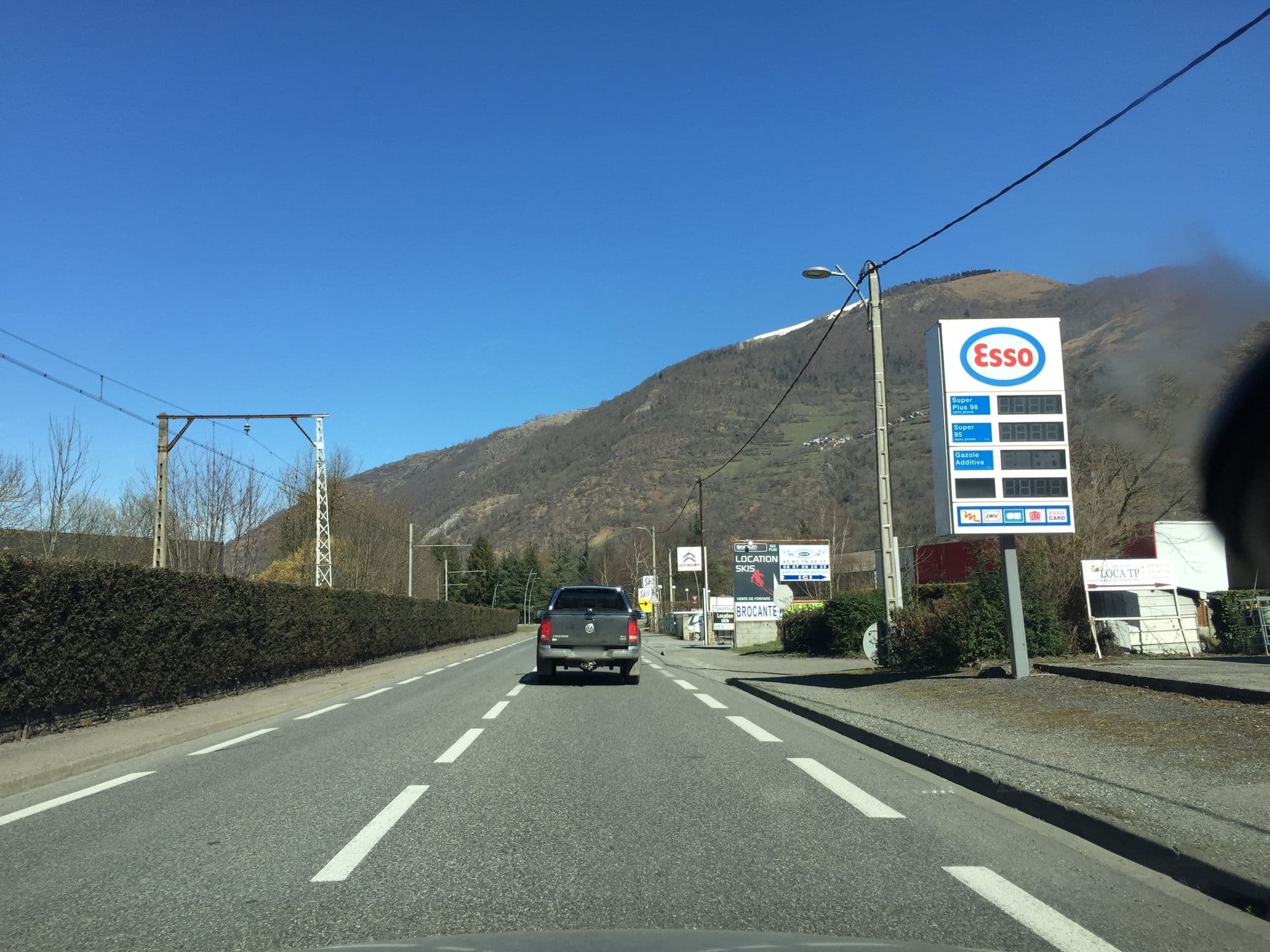 Street view near Appartement les Pics d'Aran, Bagnères-de-Luchon — © pgiraud (CC BY-SA · Mapillary)