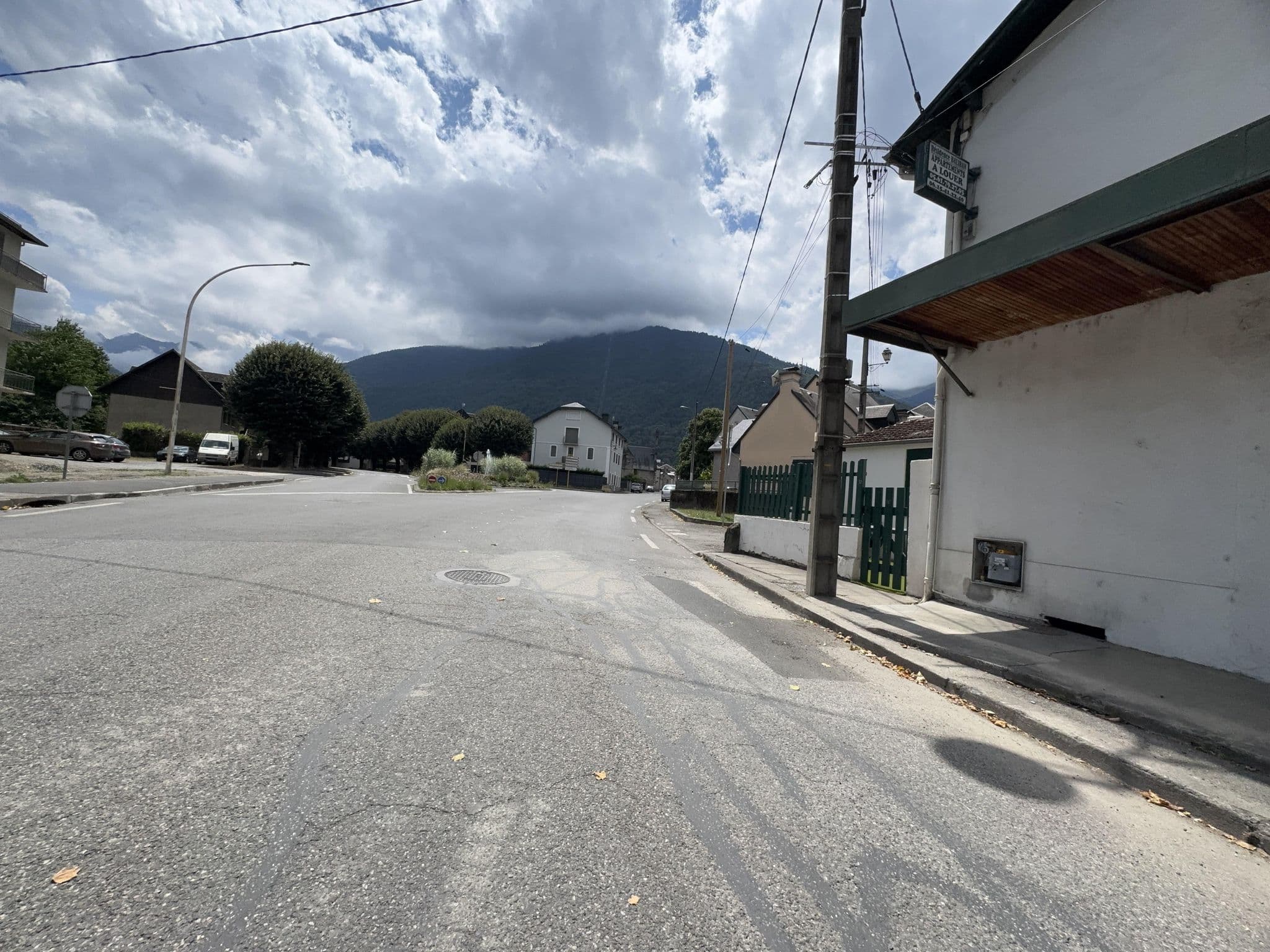 Street view near Studio douillet tout confort, Bagnères-de-Luchon — © Cassous (CC BY-SA · Mapillary)