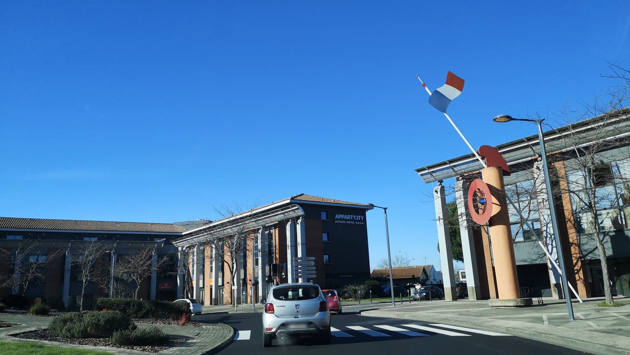 Street view near Société Hoteliere Toulouse Aeroport, Blagnac — © bdoin (CC BY-SA · Mapillary)