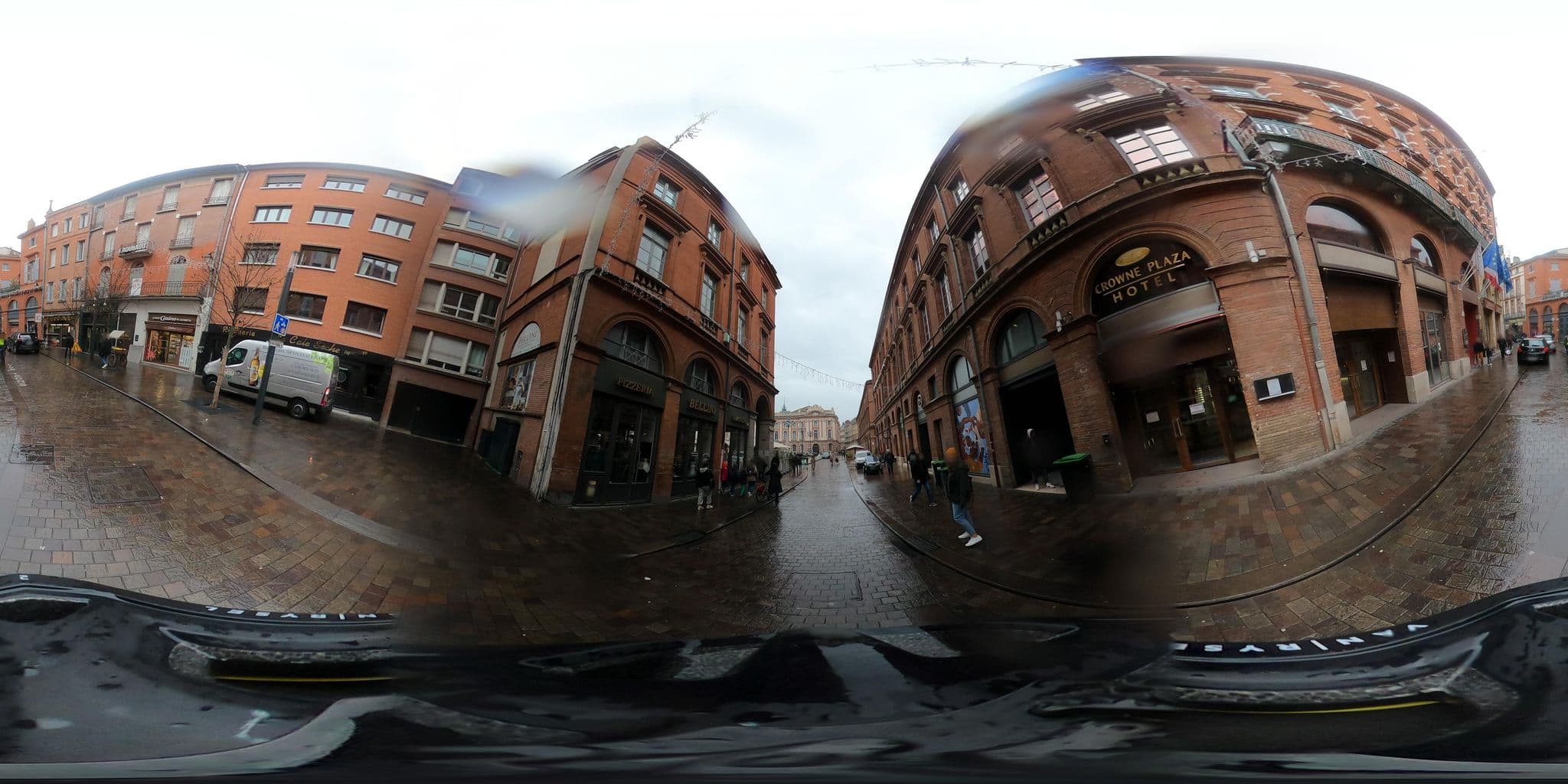 Street view near The Plaza Hotel Capitole Toulouse, Toulouse — © alixun (CC BY-SA · Mapillary)